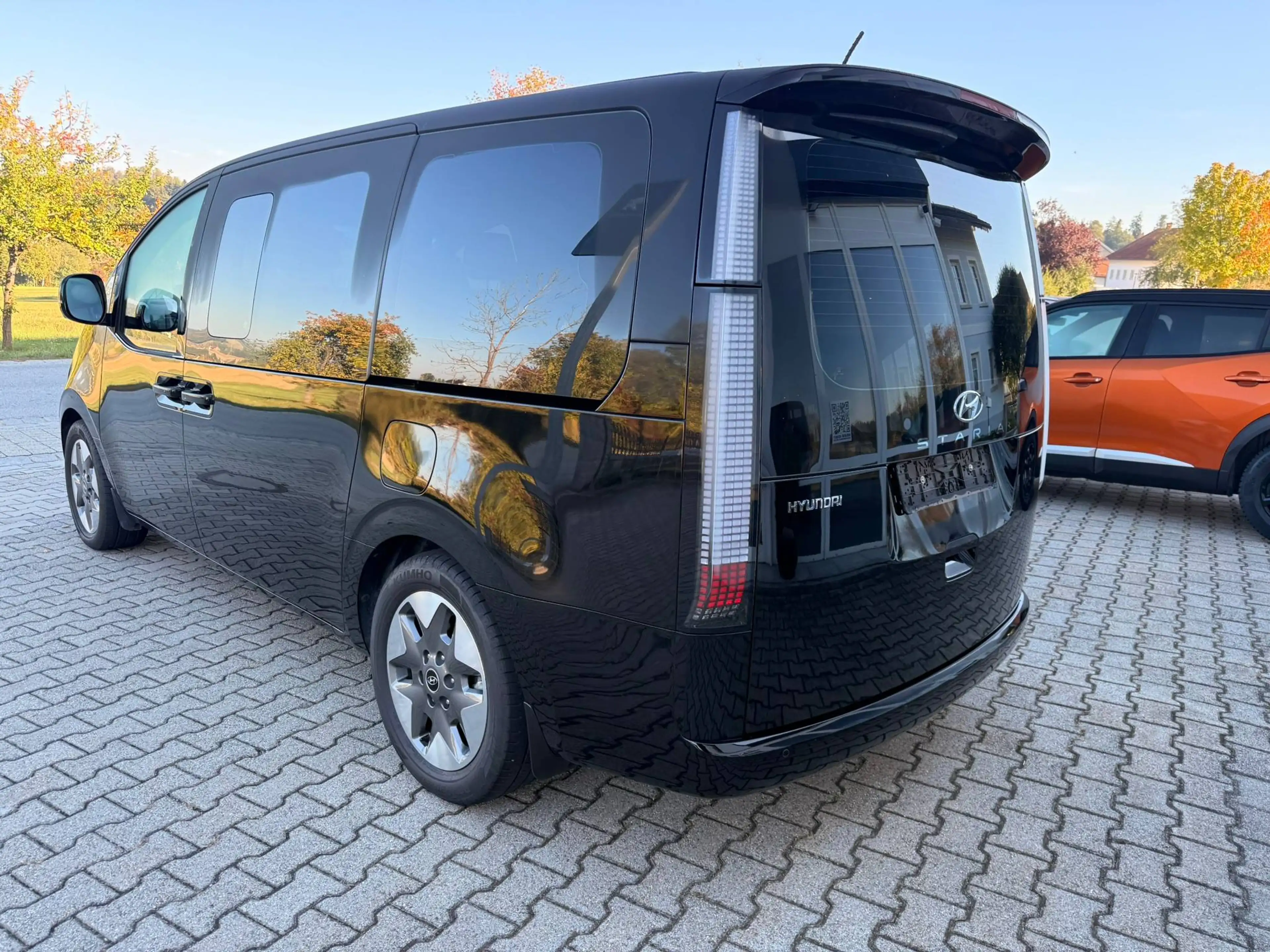 Hyundai STARIA Prime 2WD,8fach,360°Kamera, elektr.Heckkl.,elektr.Schiebetüren, — photo 8