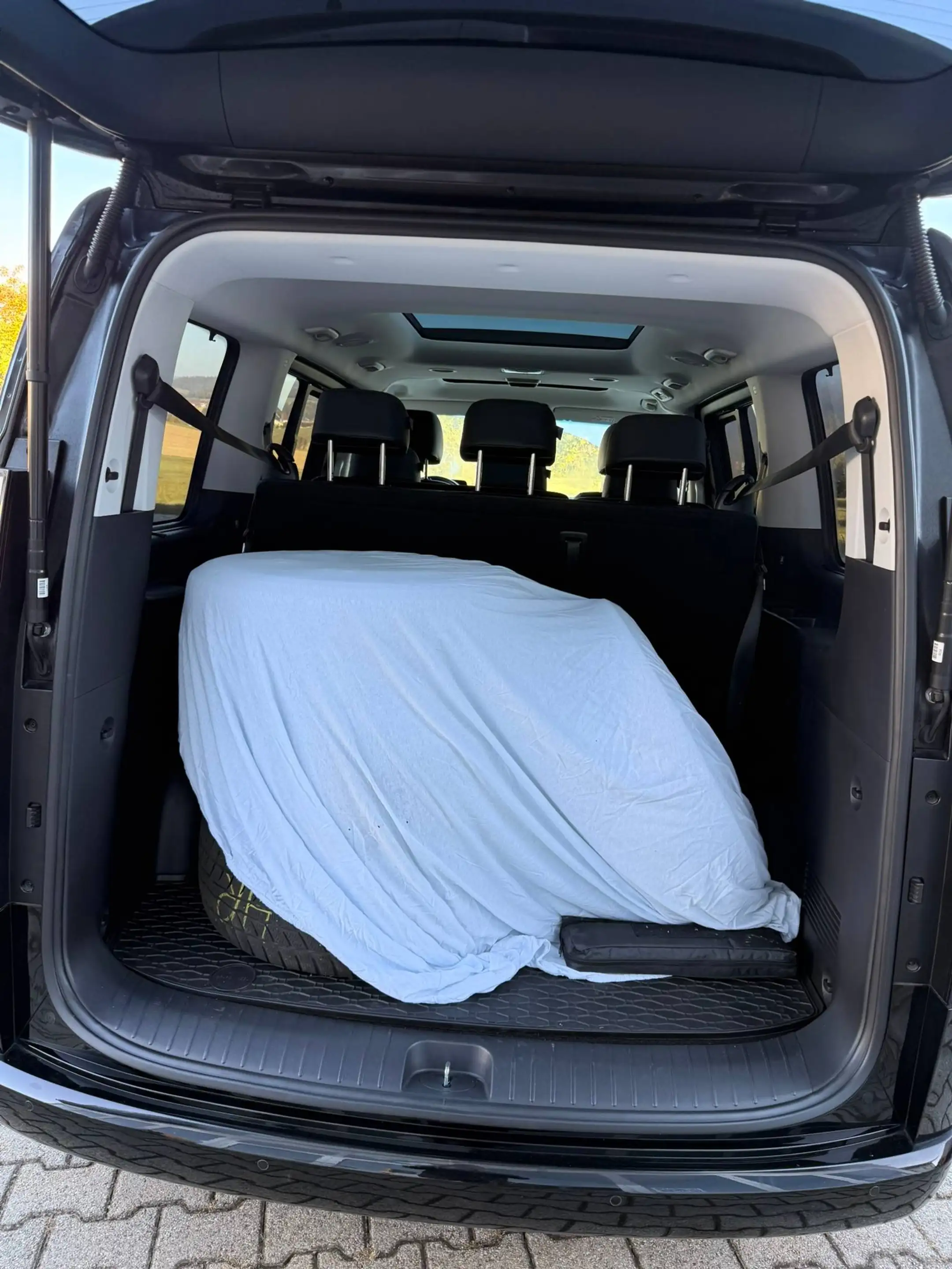 Hyundai STARIA Prime 2WD,8fach,360°Kamera, elektr.Heckkl.,elektr.Schiebetüren, — photo 9