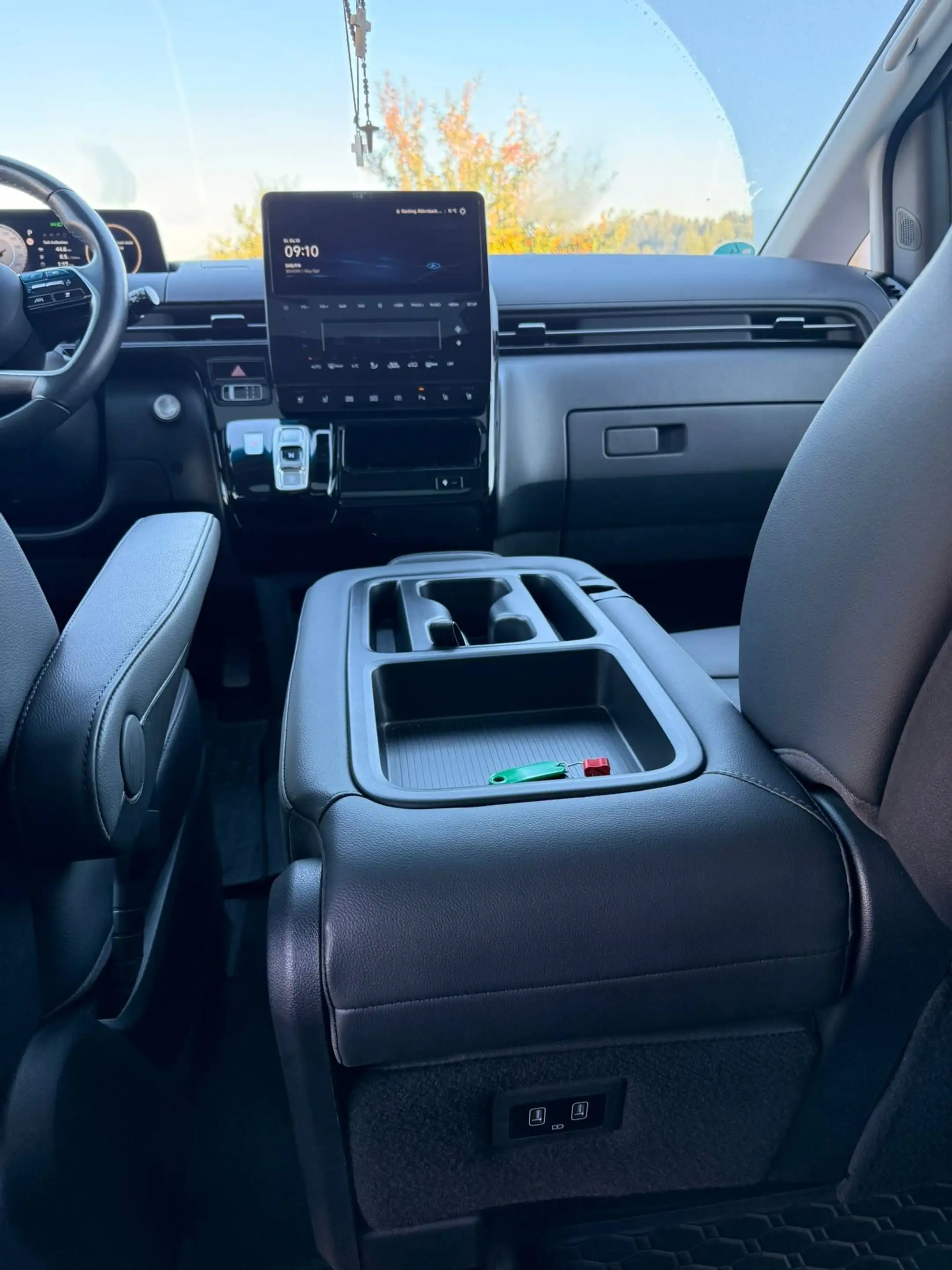 Hyundai STARIA Prime 2WD,8fach,360°Kamera, elektr.Heckkl.,elektr.Schiebetüren, — photo 14
