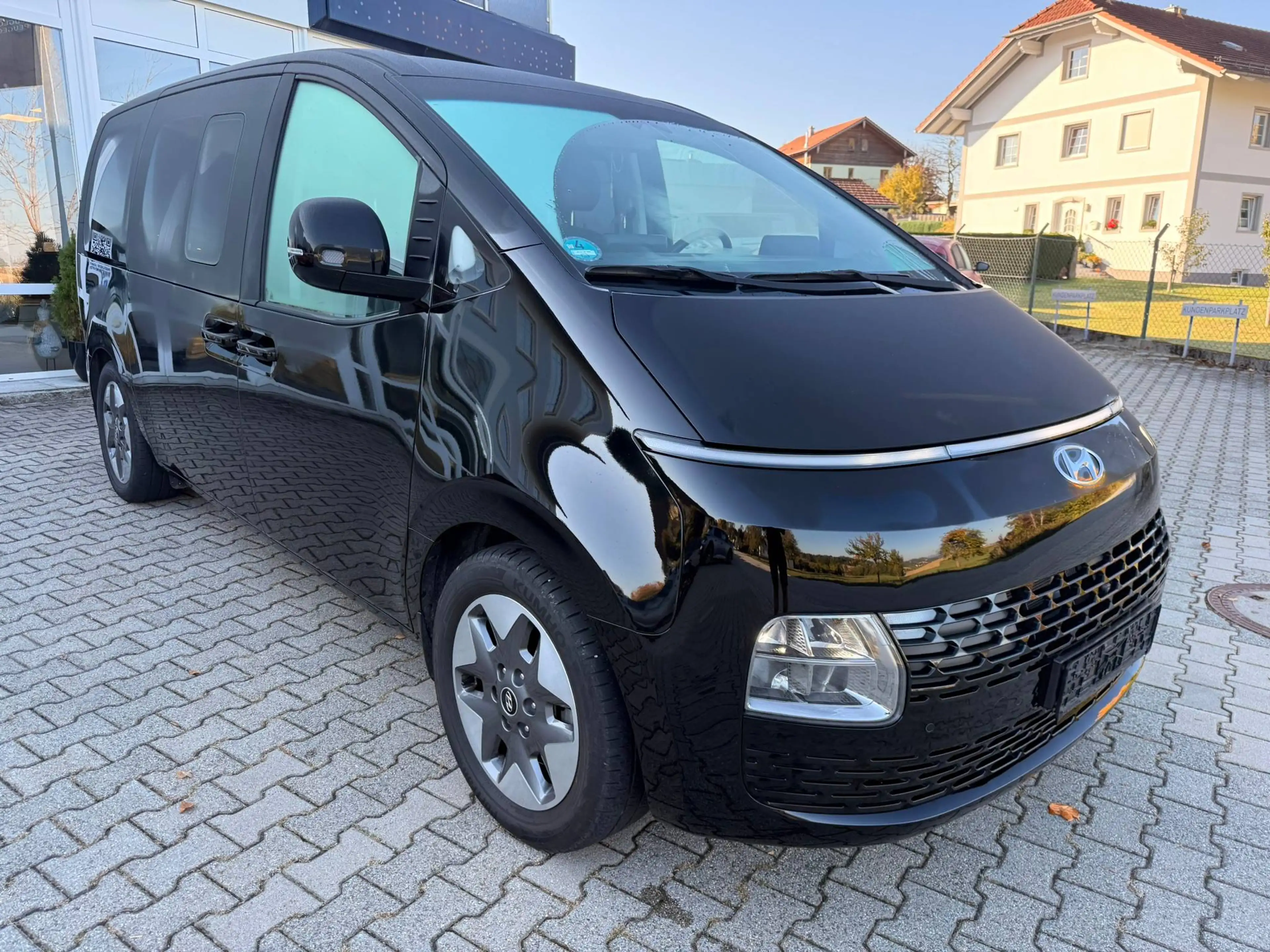Hyundai STARIA Prime 2WD,8fach,360°Kamera, elektr.Heckkl.,elektr.Schiebetüren, — photo 4