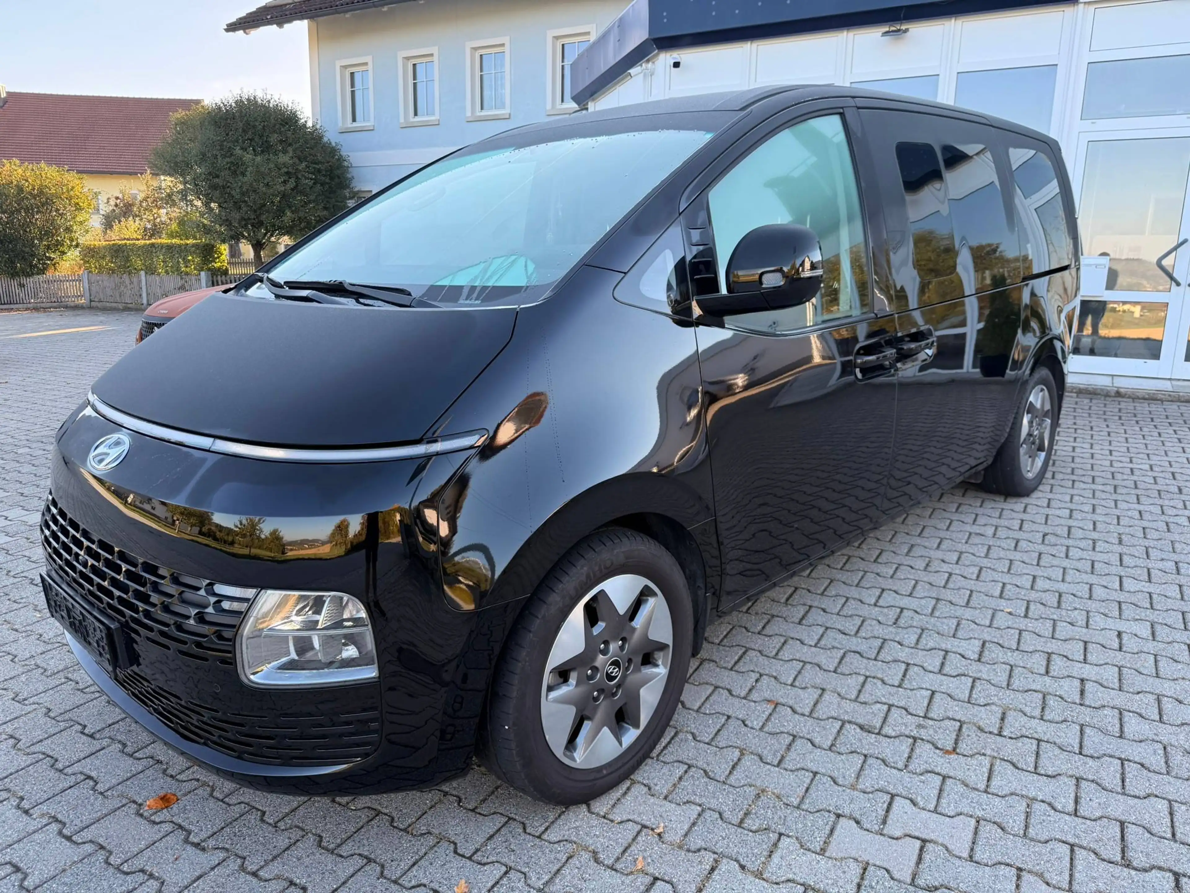 Hyundai STARIA Prime 2WD,8fach,360°Kamera, elektr.Heckkl.,elektr.Schiebetüren,