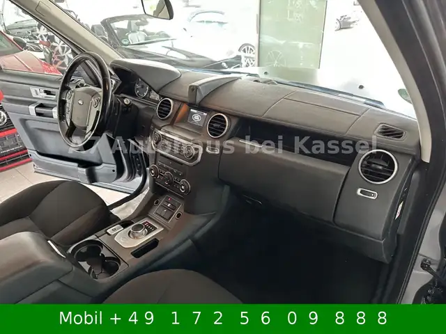 Land Rover Discovery view 12