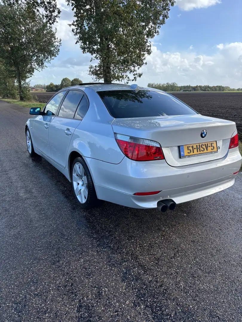 BMW 525 525i Executive Grijs - 2