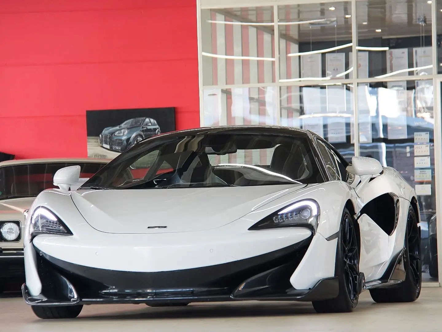 McLaren 600LT MSO CLUBSPORT PRO *CARBON*RACiNG*LiFTiNG* Белый - 1