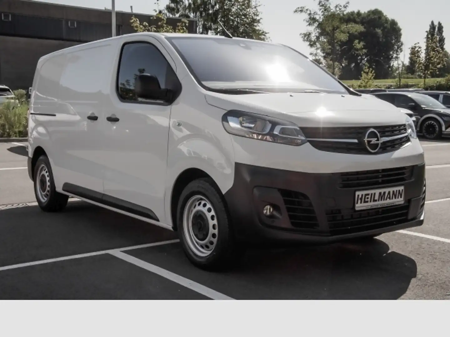 Opel Vivaro Cargo M Edition 1.5 D Navi/Klima/Parkpilot/ Blanc - 2