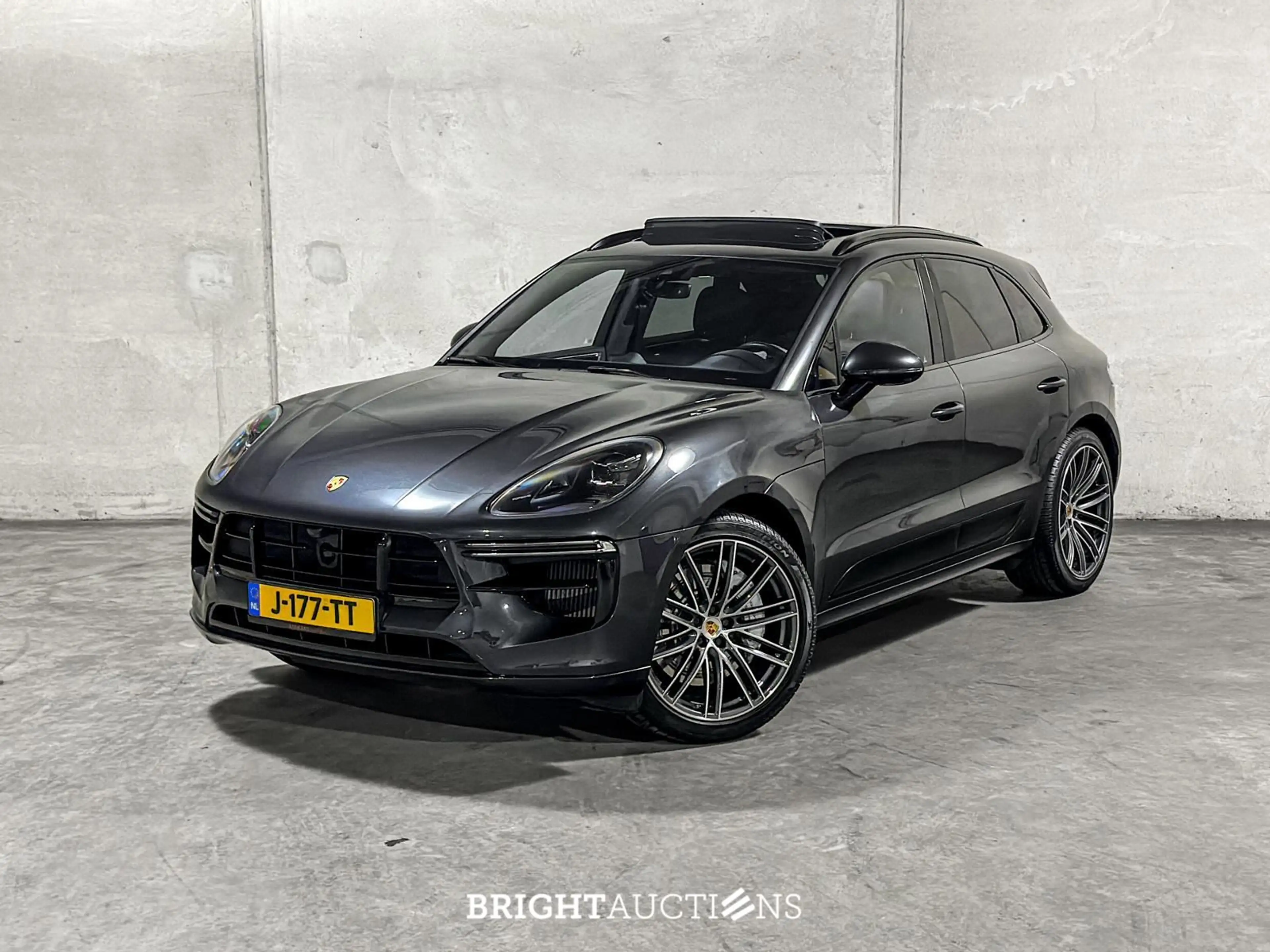 Porsche Macan Turbo 2.9 Turbo — photo 5