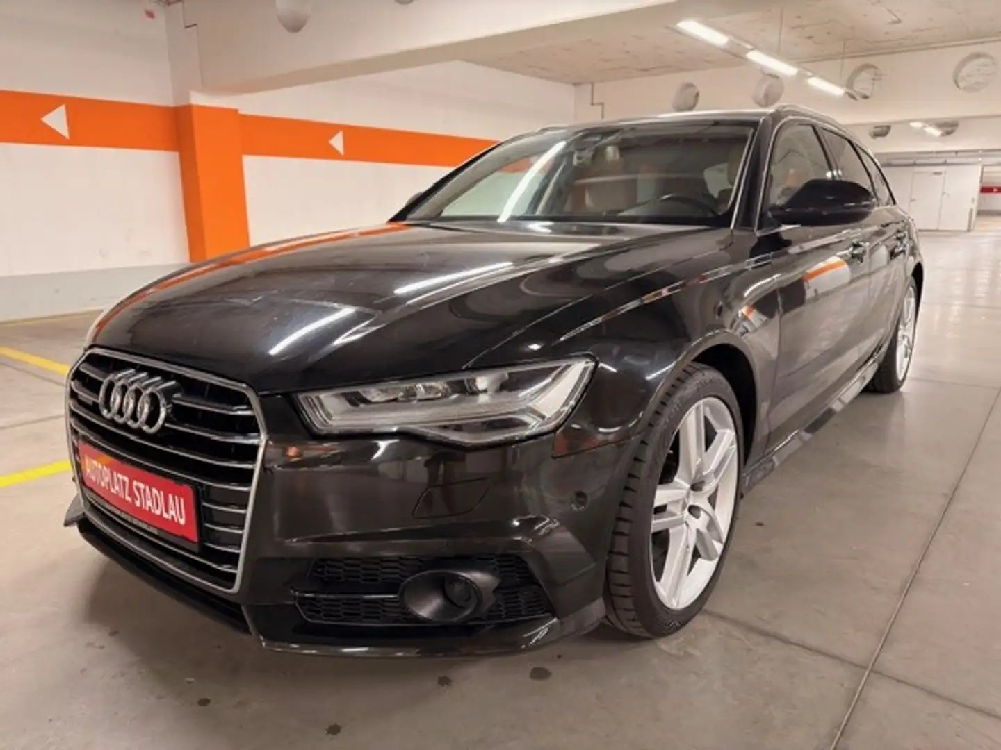 Audi A6 Avant 3,0 TDI clean Diesel Quattro S-tronic Schwarz - 1