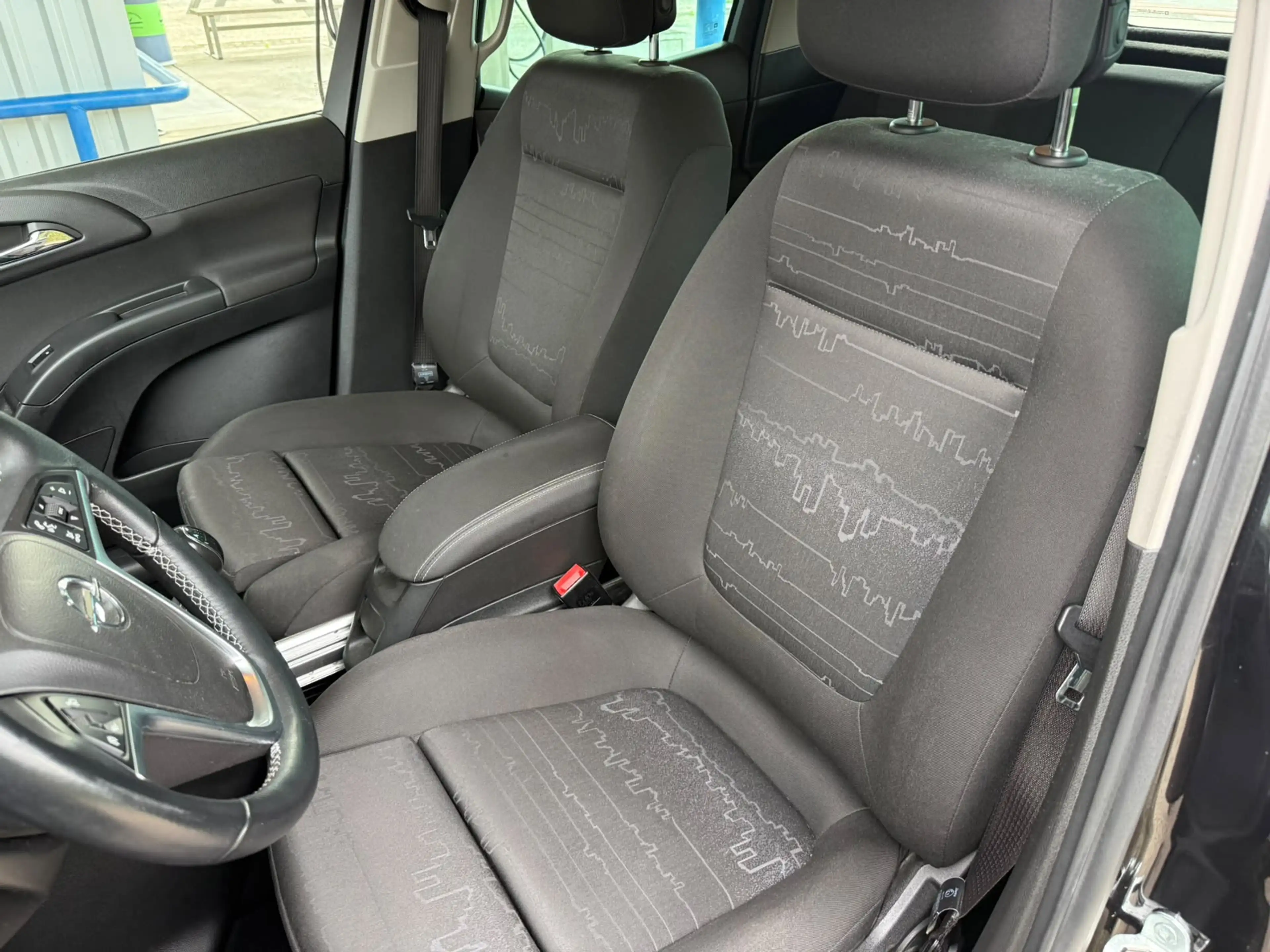 Opel Meriva 1.4 Turbo Design Edition | Navi | Parkeersensoren — photo 10