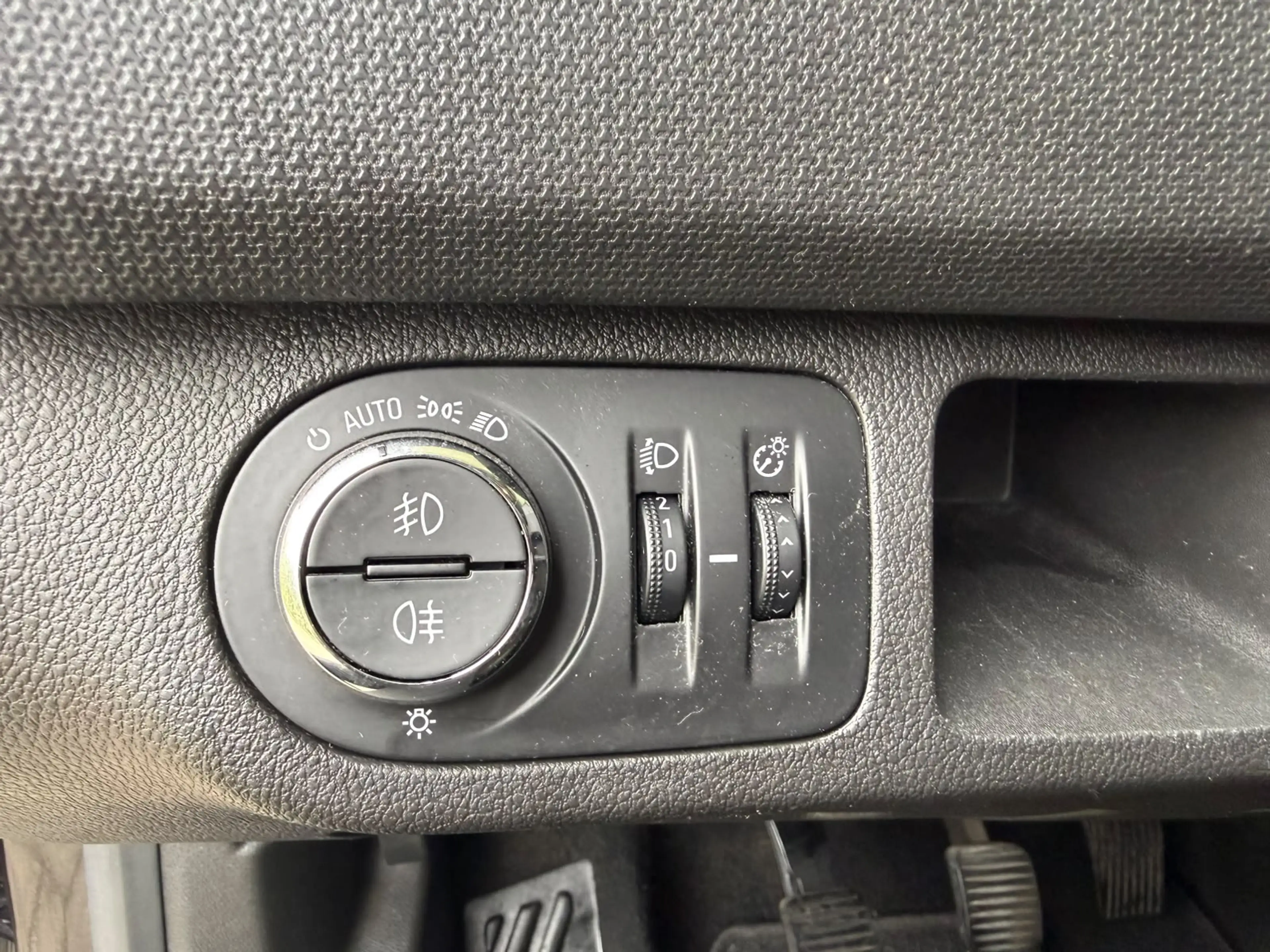 Opel Meriva 1.4 Turbo Design Edition | Navi | Parkeersensoren — photo 12