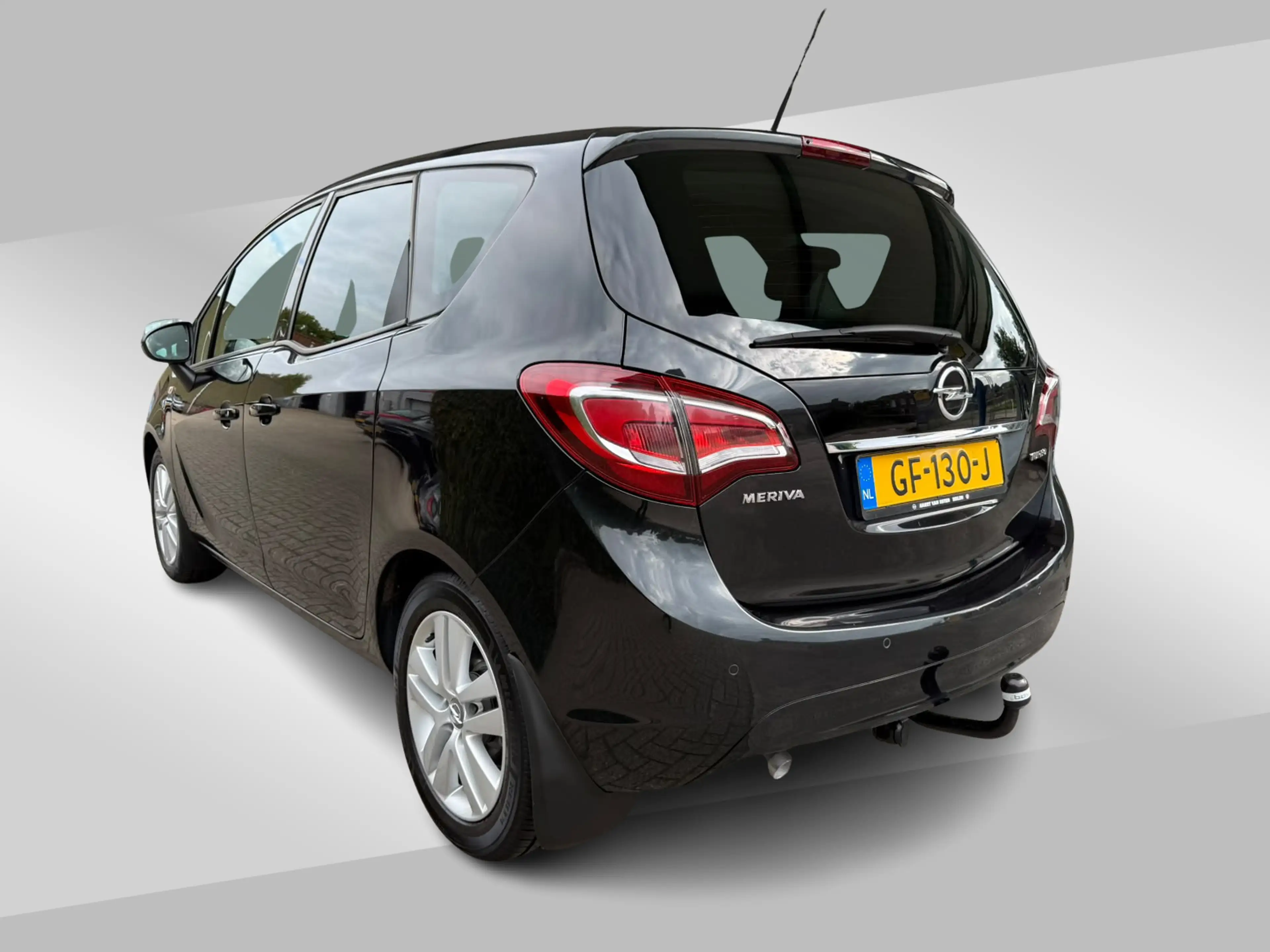 Opel Meriva 1.4 Turbo Design Edition | Navi | Parkeersensoren — photo 4