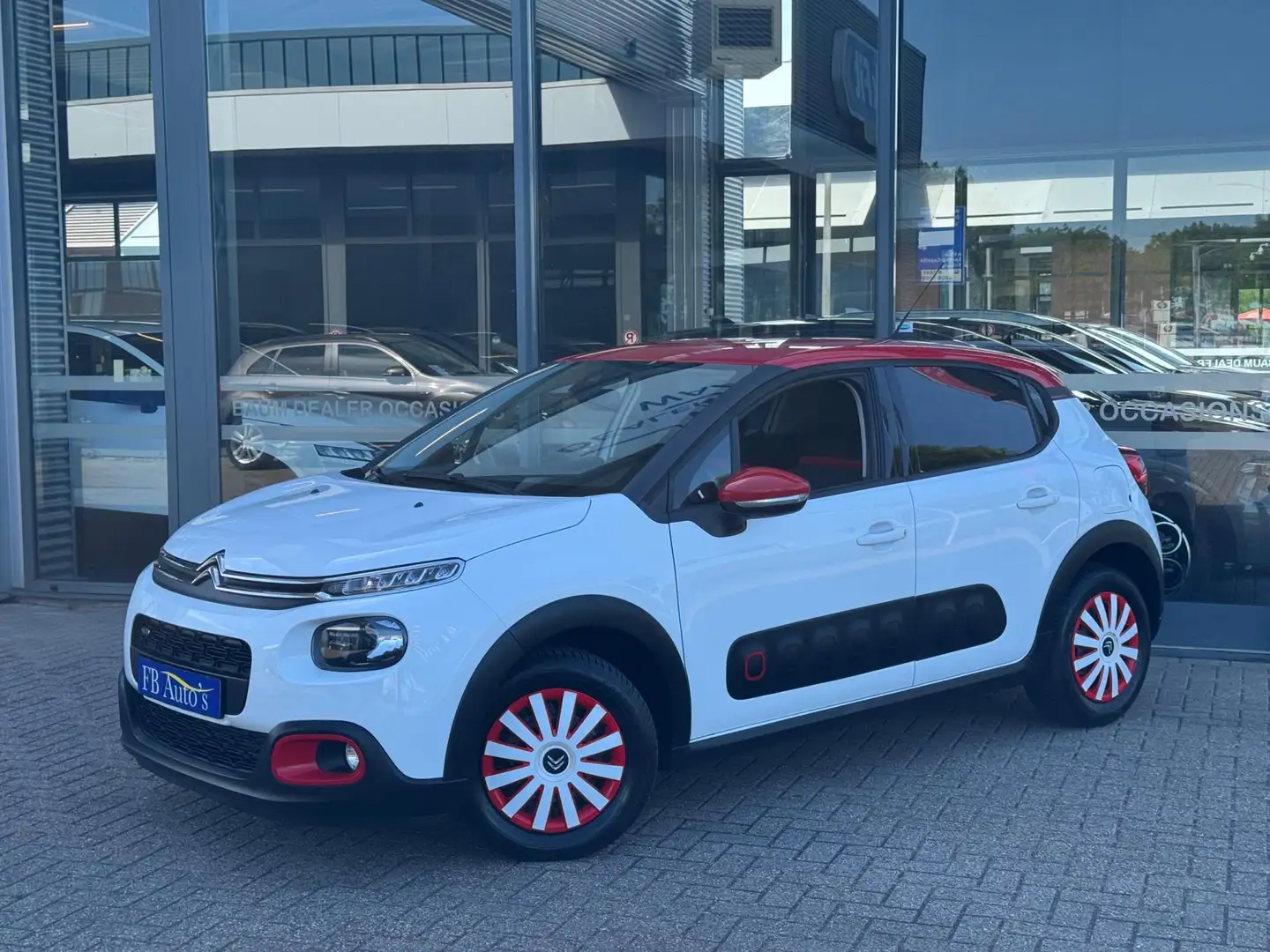 Citroen C3 1.2 PureTech Shine AIrco Navi Cruise Blanco - 1