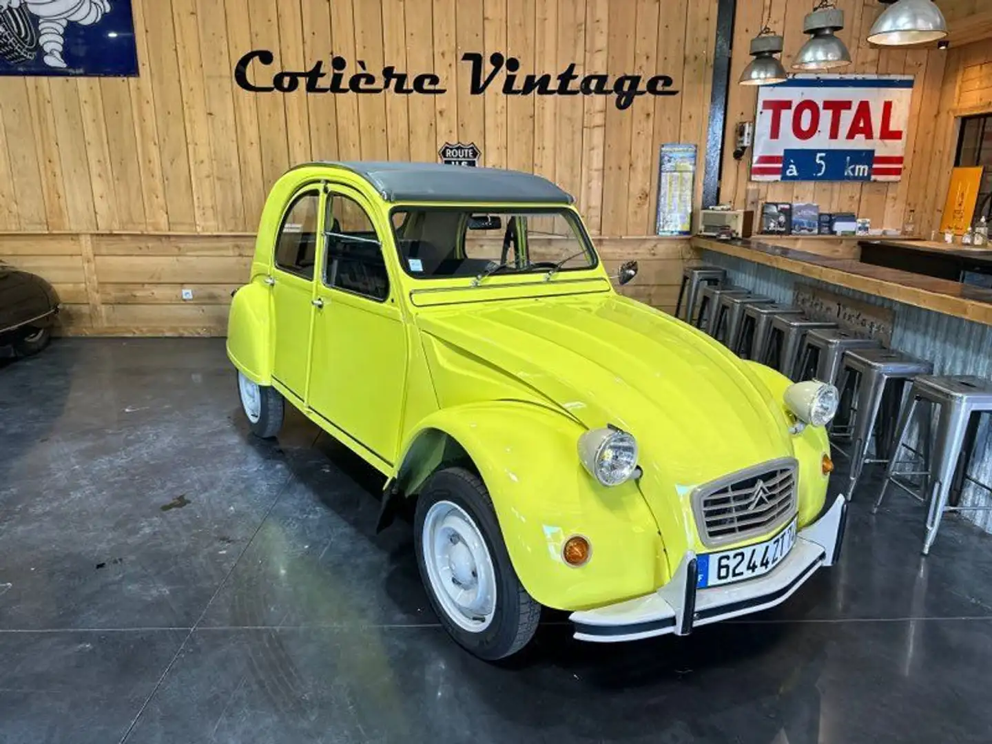 Citroen 2CV 2 CV PROMO FLASH Très dans cet état special jaune  - 1