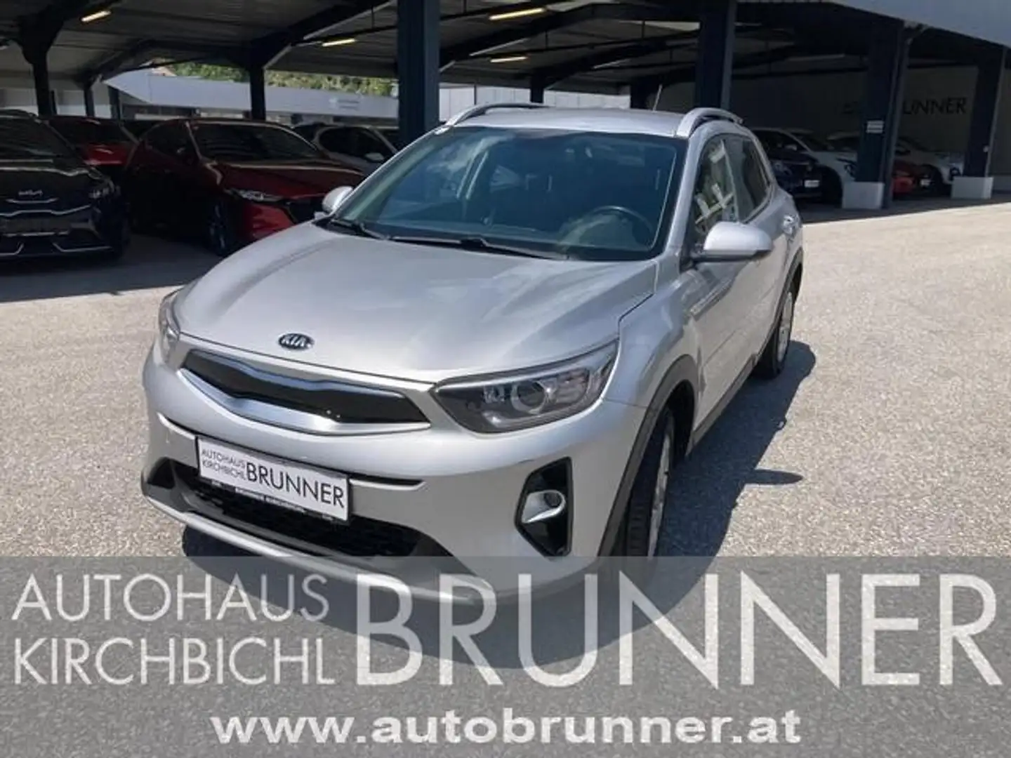 Kia Stonic 1,25 MPI ISG Silber Silber - 1
