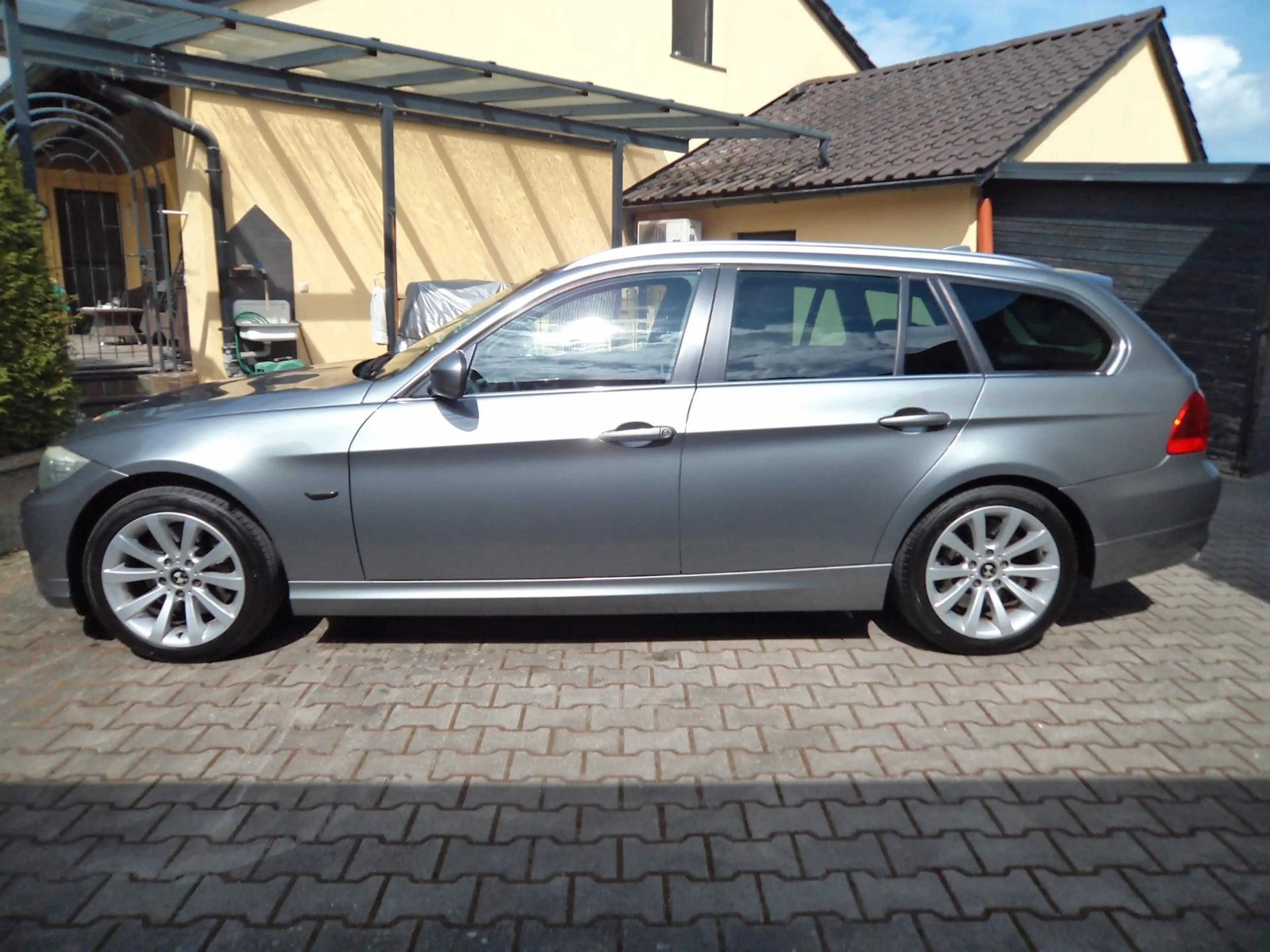 BMW 325 dA Tour.E91-Sport-Navi-Xenon-2.Hd-Techn.TOP!! — photo 7