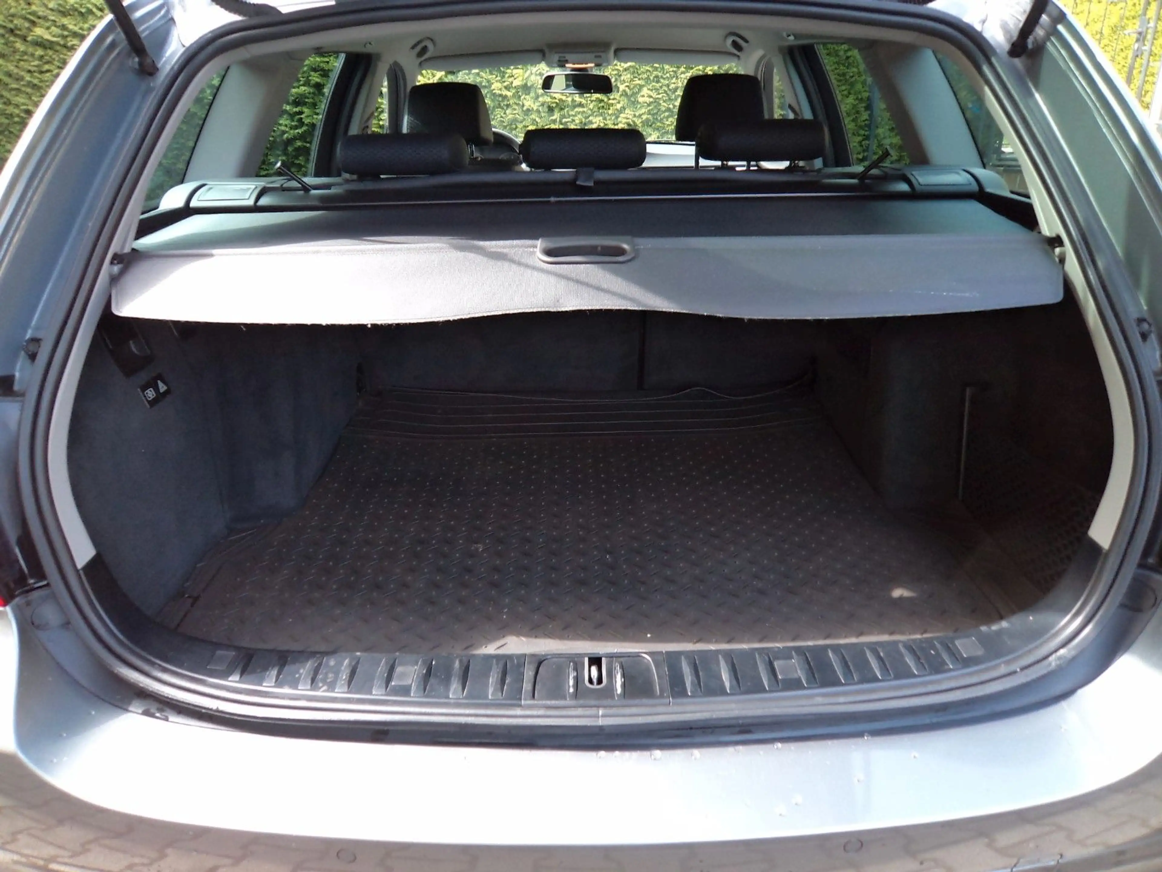 BMW 325 dA Tour.E91-Sport-Navi-Xenon-2.Hd-Techn.TOP!! — photo 12