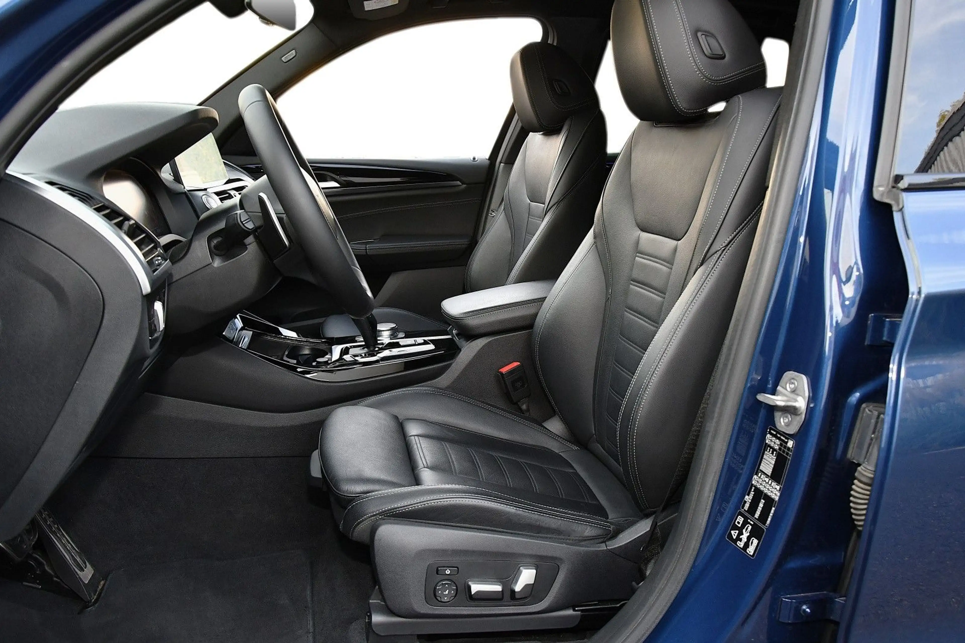 BMW X3 xDrive 30d M/Sport-Paket*LED*Memory*Panorama* — photo 11