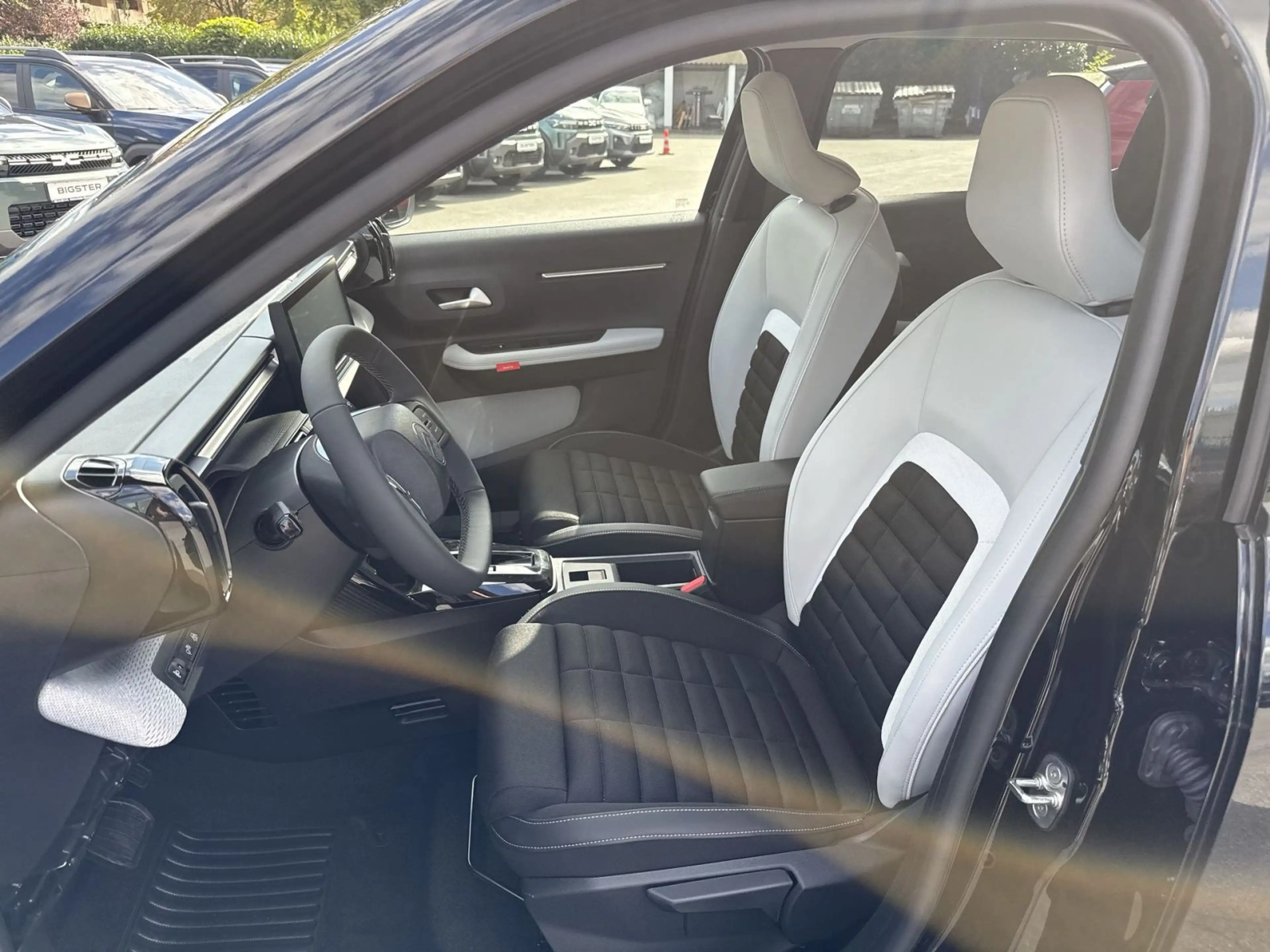 Citroen C3 Aircross 1.2 Mild-Hybrid 145 MAX — photo 12