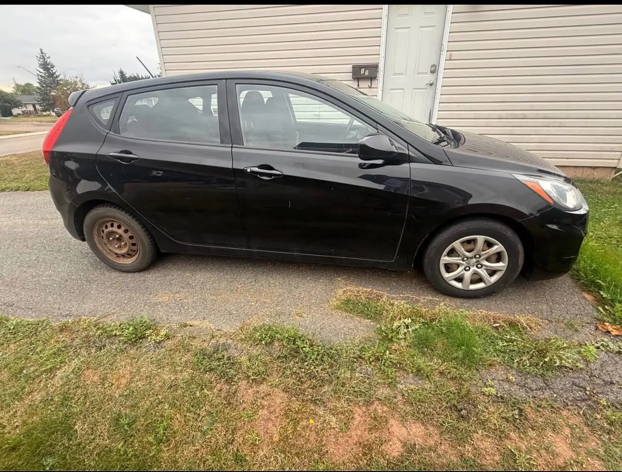Hyundai ACCENT снимка Hyundai ACCENT