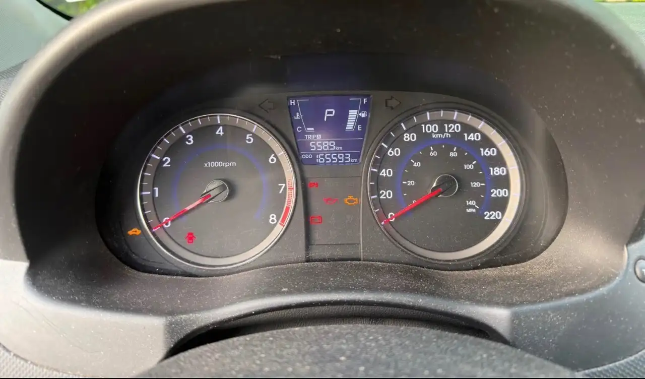 Hyundai ACCENT снимка Hyundai ACCENT