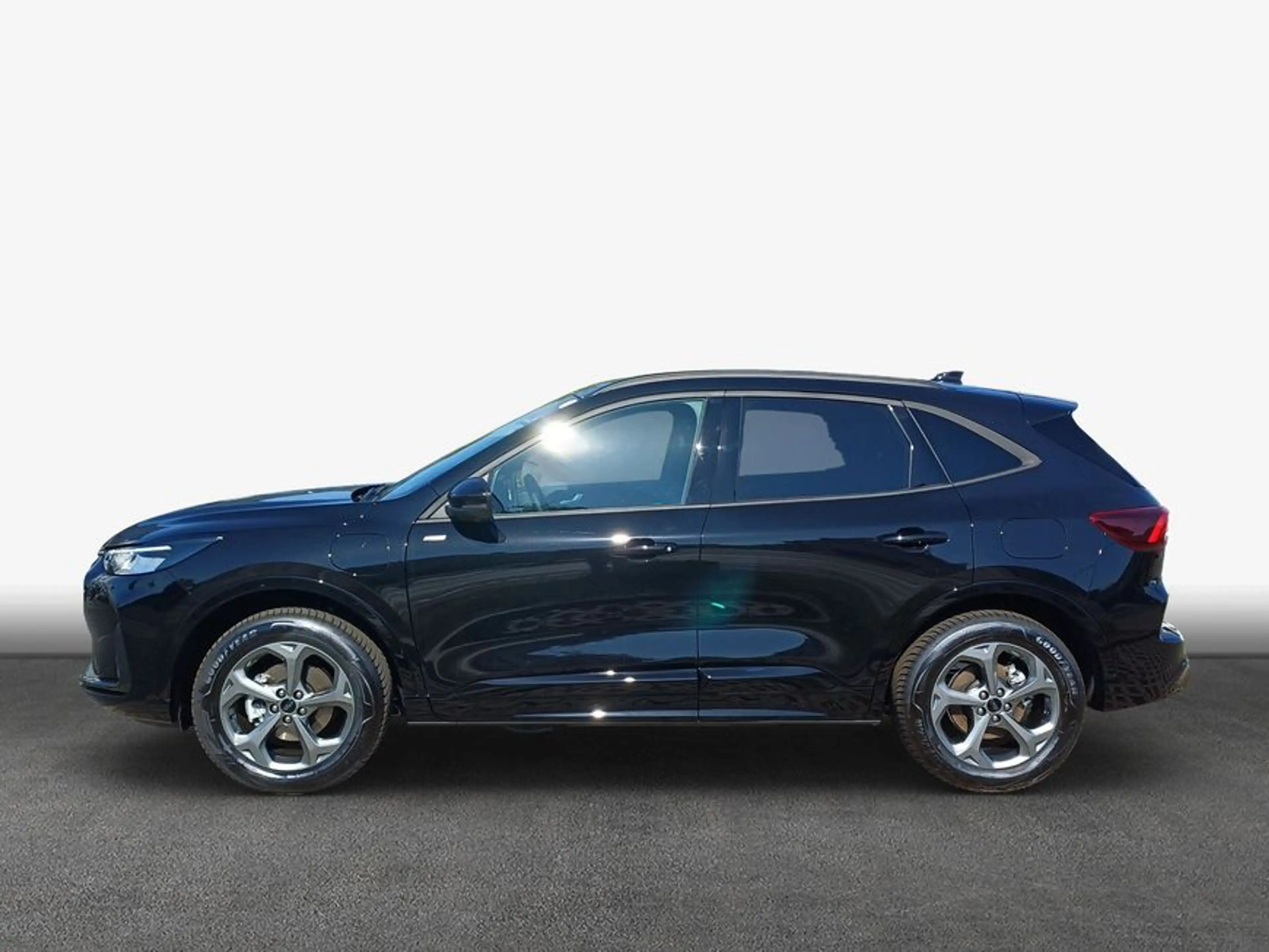 Ford Kuga 2.5 Duratec PHEV ST-LINE 112 kW, 5-türig — photo 5