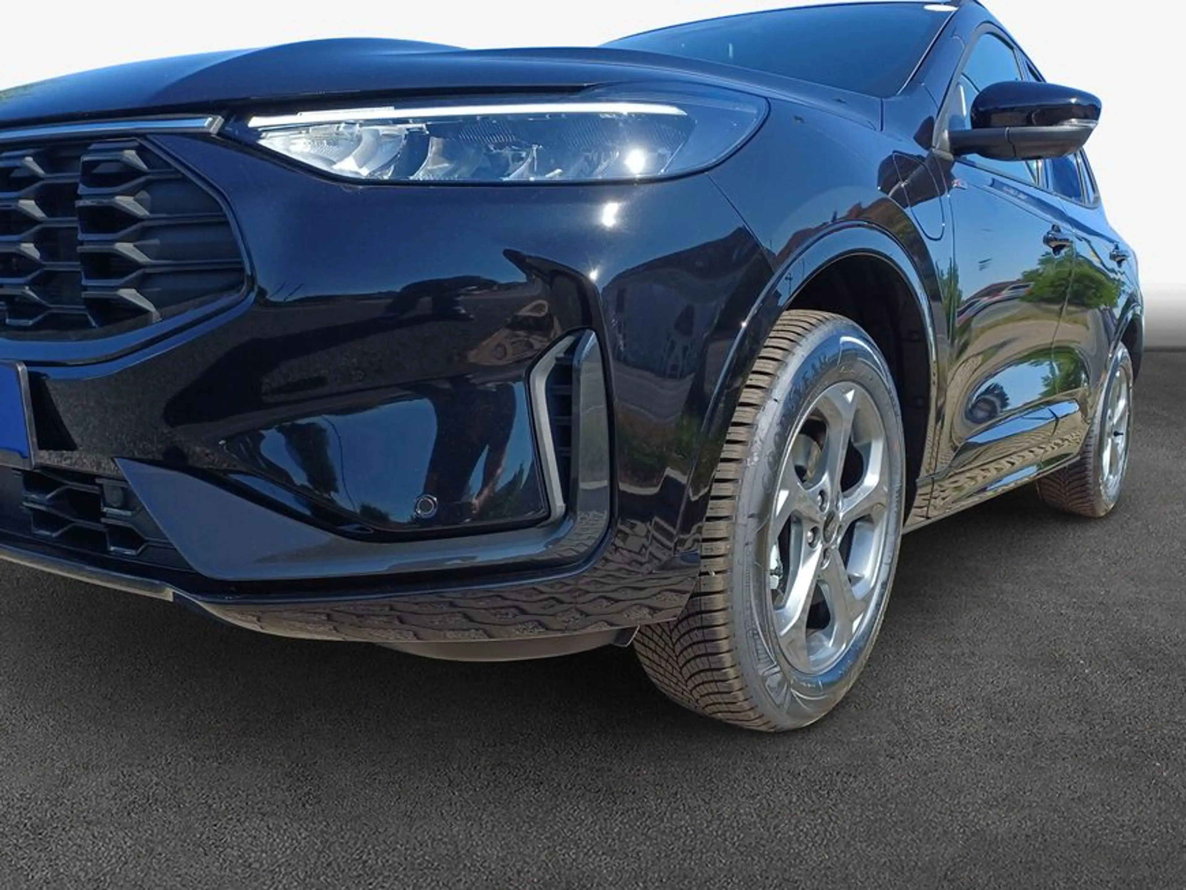 Ford Kuga 2.5 Duratec PHEV ST-LINE 112 kW, 5-türig — photo 7