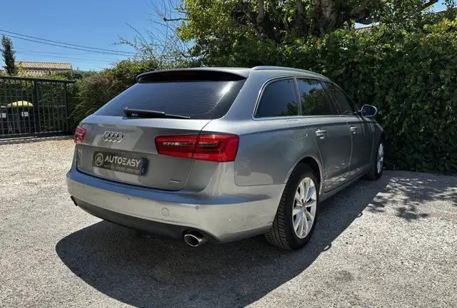 Audi A6 view 6