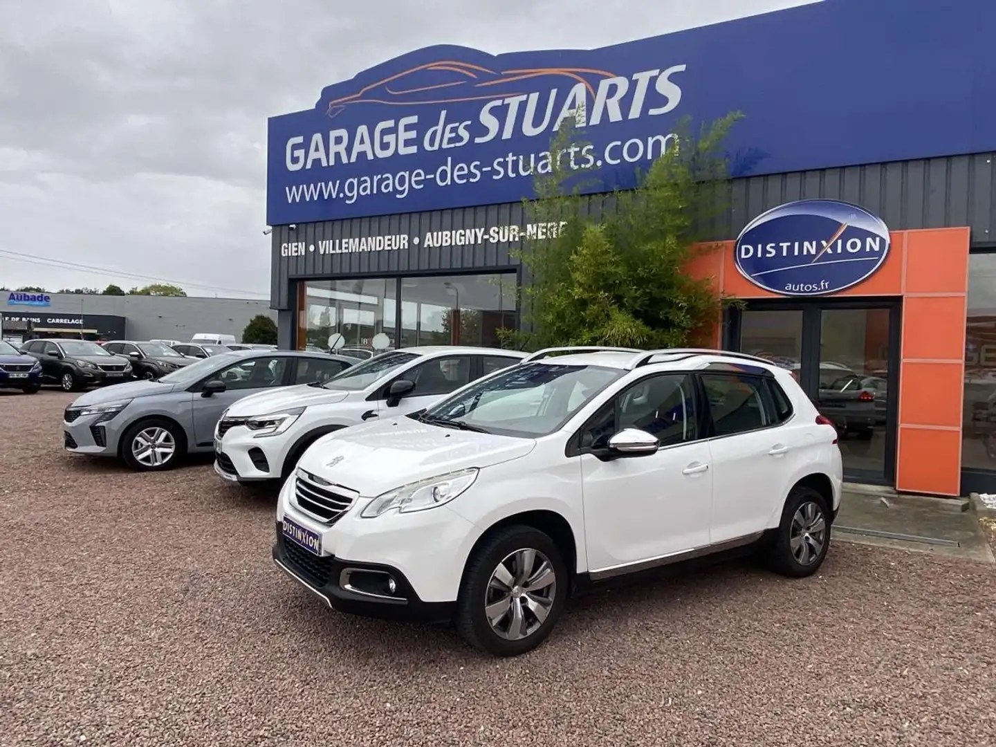 Peugeot 2008 1.2i 12V S\u0026S - 110 Allure Weiß - 1