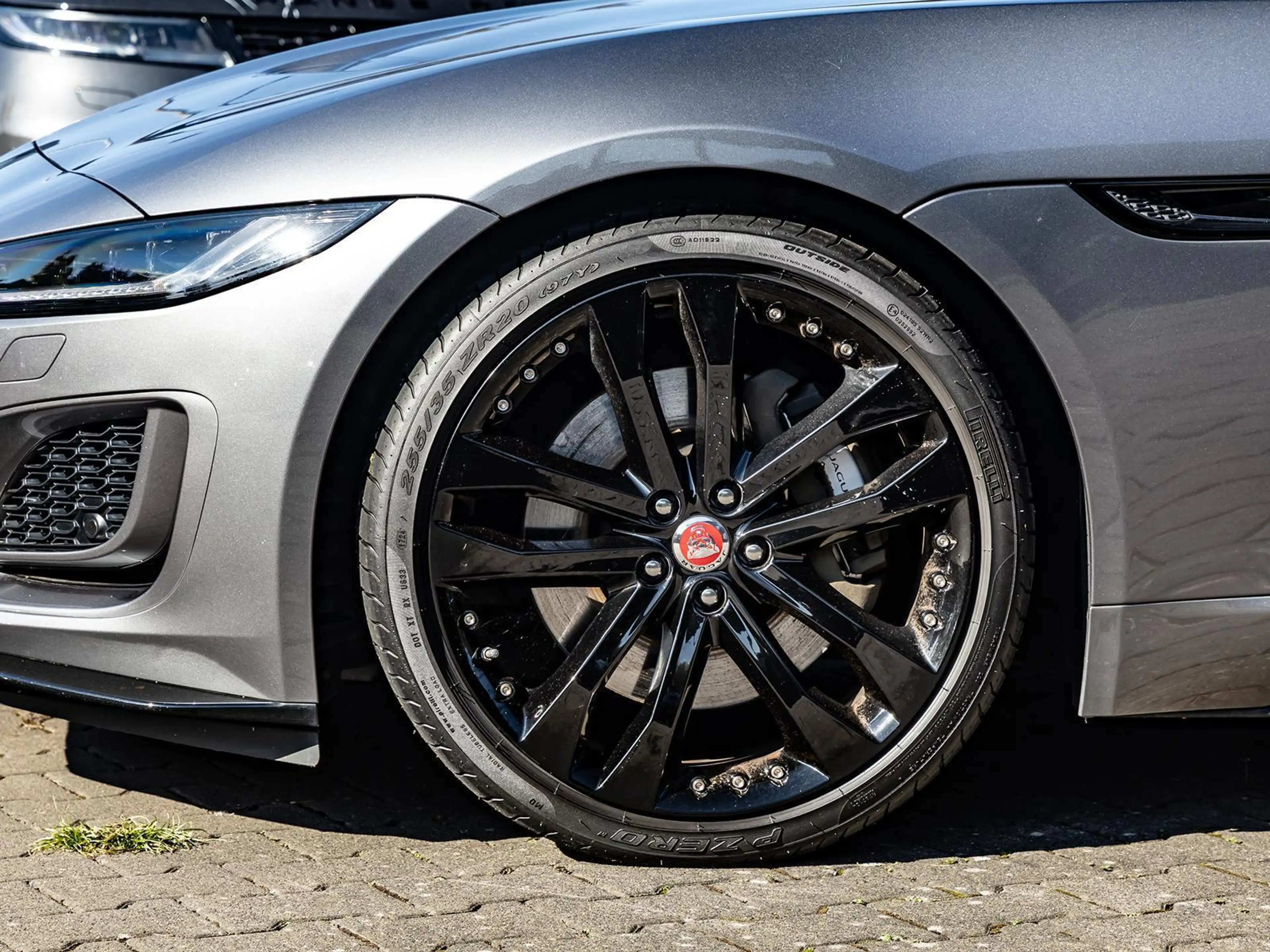 Jaguar F-Type P300 R-Dynamic Black NAVI PDC LED — photo 10
