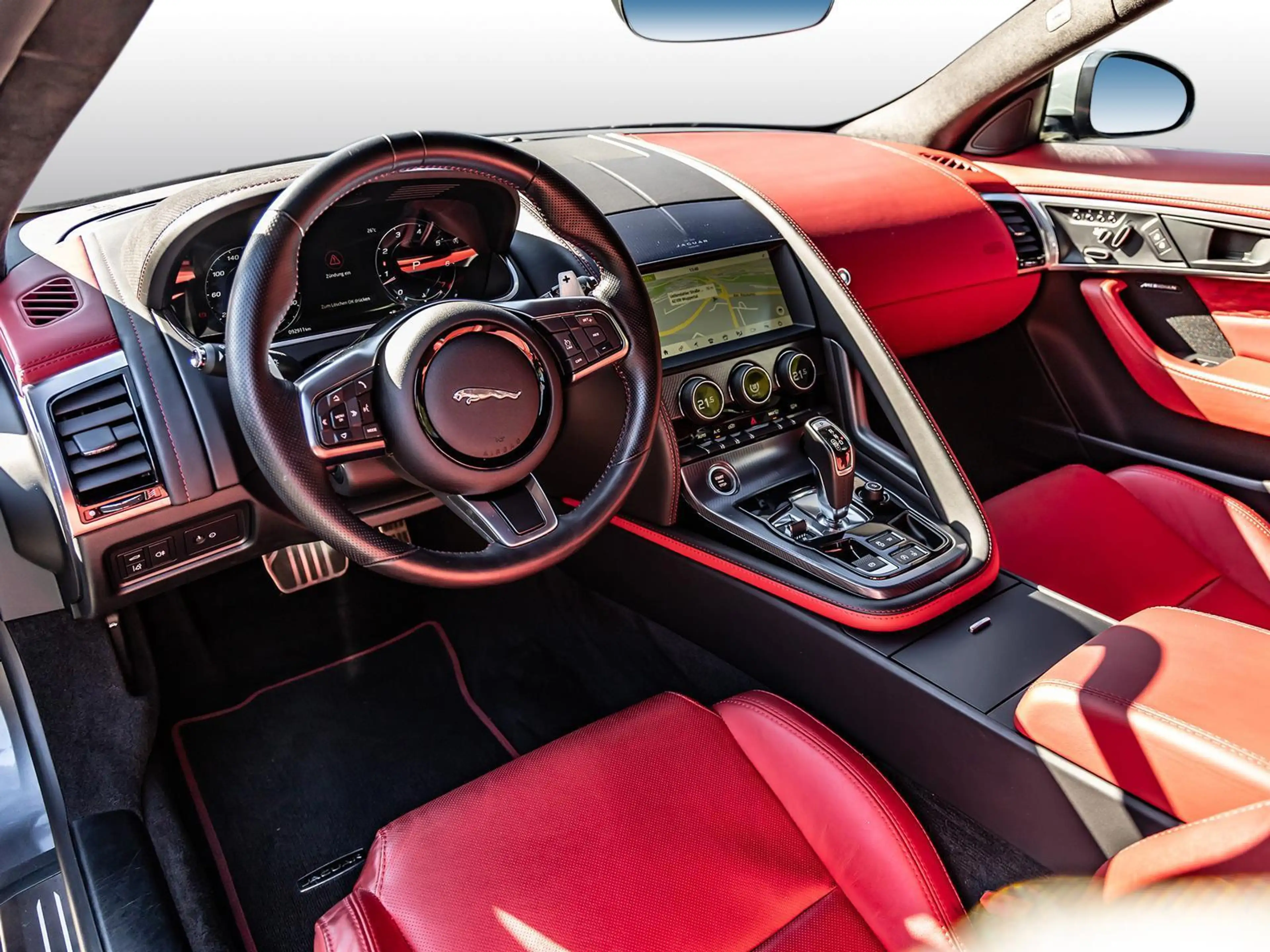 Jaguar F-Type P300 R-Dynamic Black NAVI PDC LED — photo 6