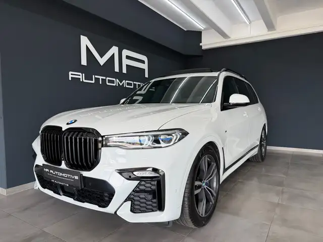 BMW X7 xDrive 30d MSport*LASER*PANO*7SITZER*HK*AHK*LUFT*