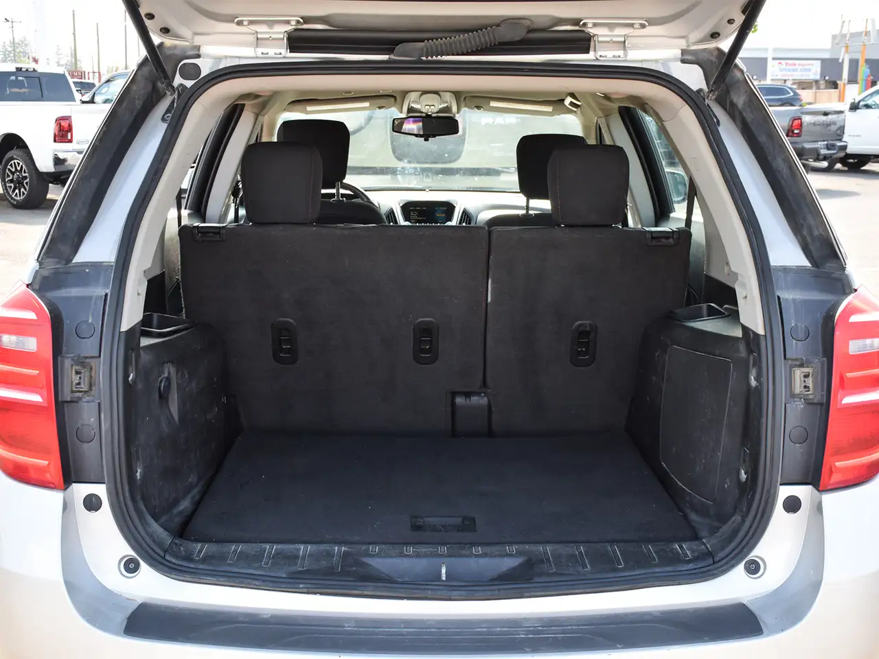Chevrolet Equinox снимка Chevrolet Equinox