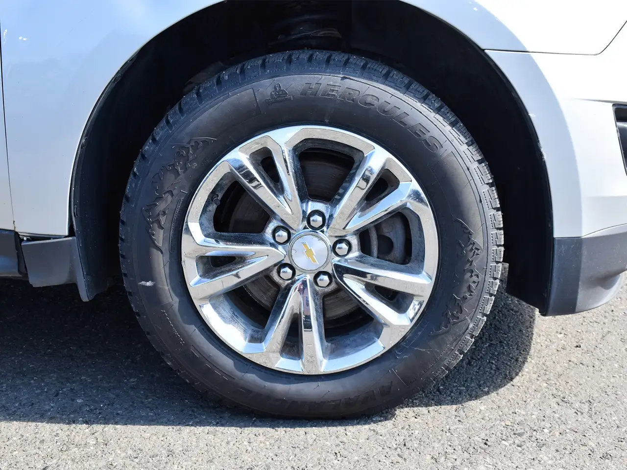Chevrolet Equinox снимка Chevrolet Equinox