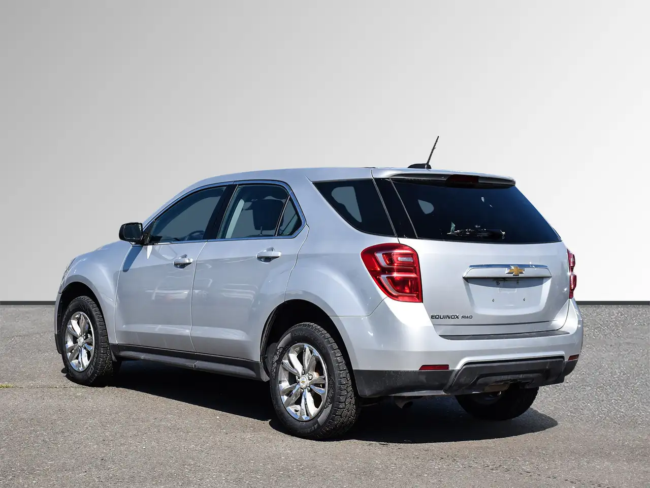 Chevrolet Equinox снимка Chevrolet Equinox