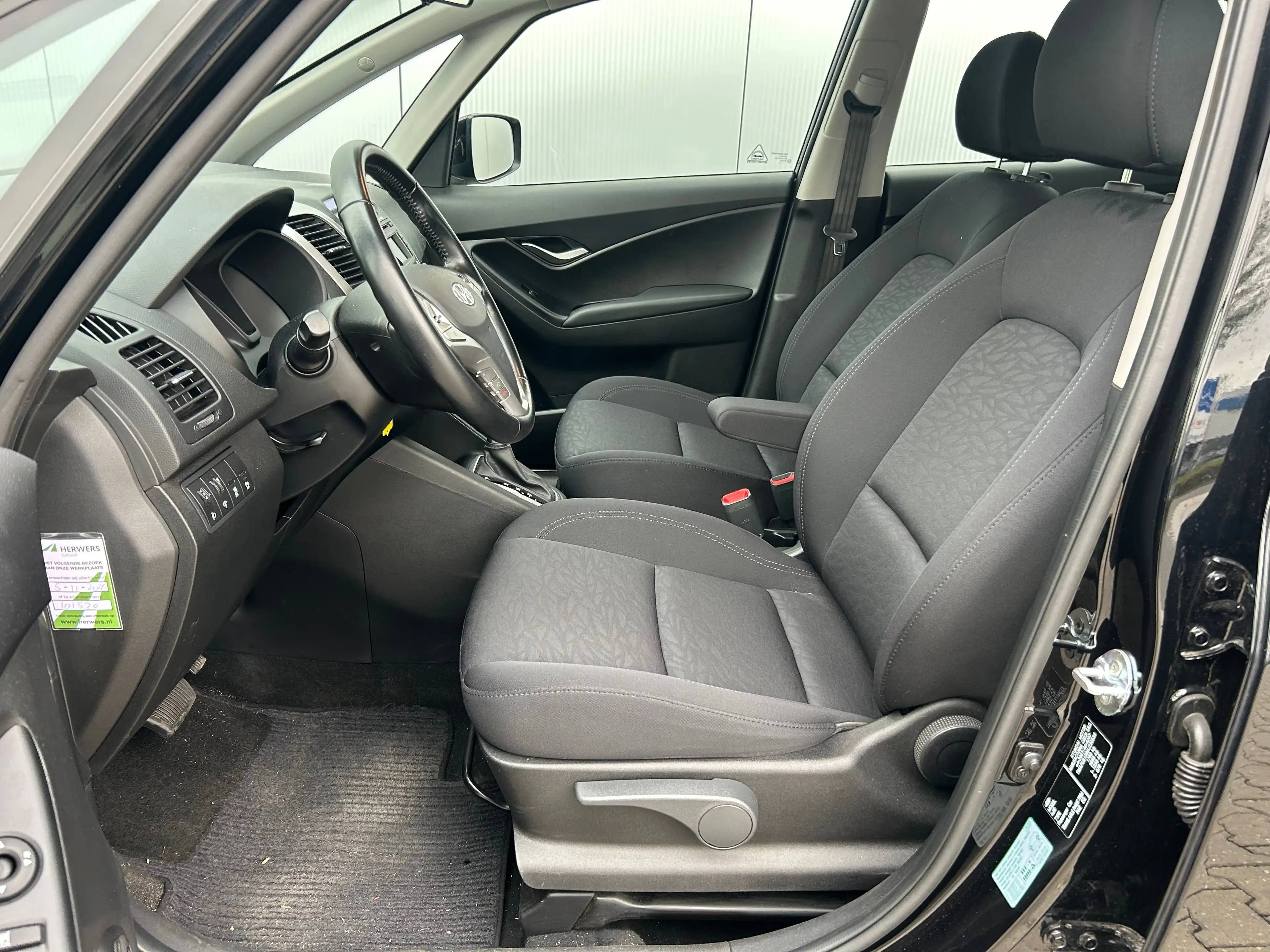 Hyundai iX20 1.6i i-Vision | Automaat | 16" Lichtmetalen velgen — photo 31