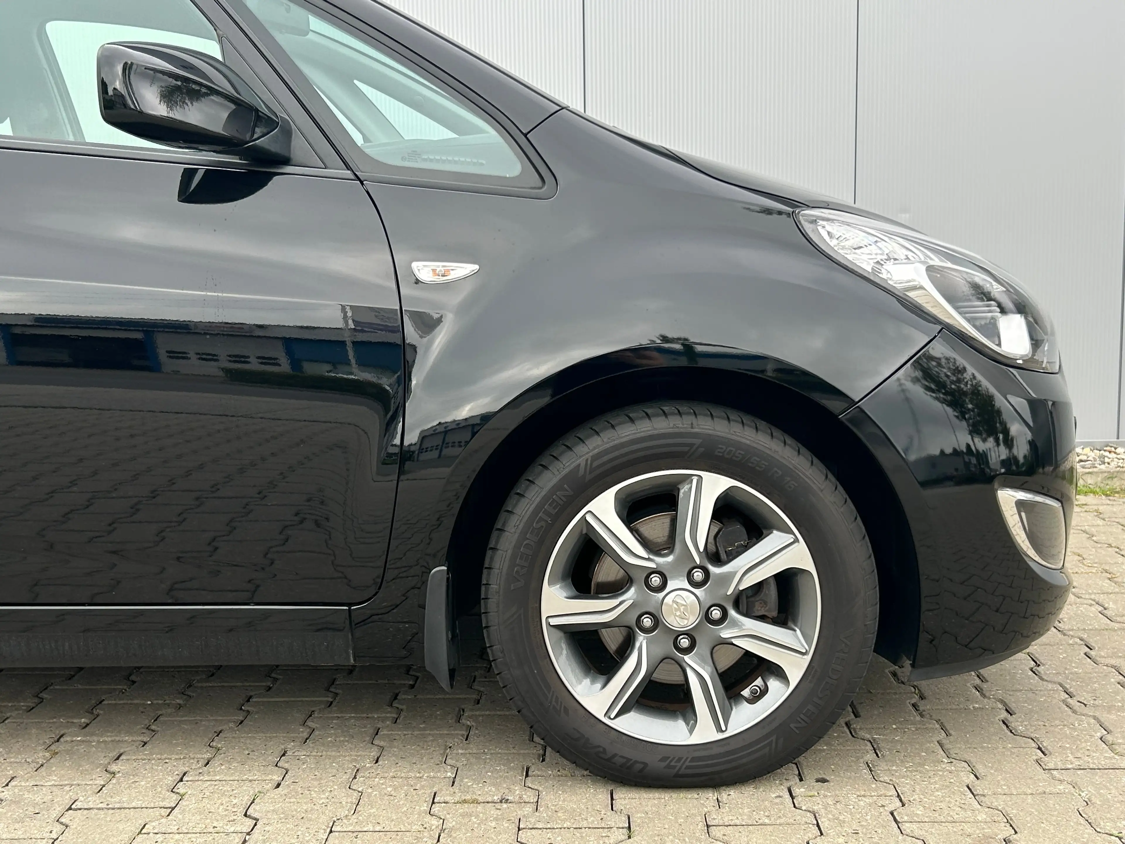 Hyundai iX20 1.6i i-Vision | Automaat | 16" Lichtmetalen velgen — photo 23