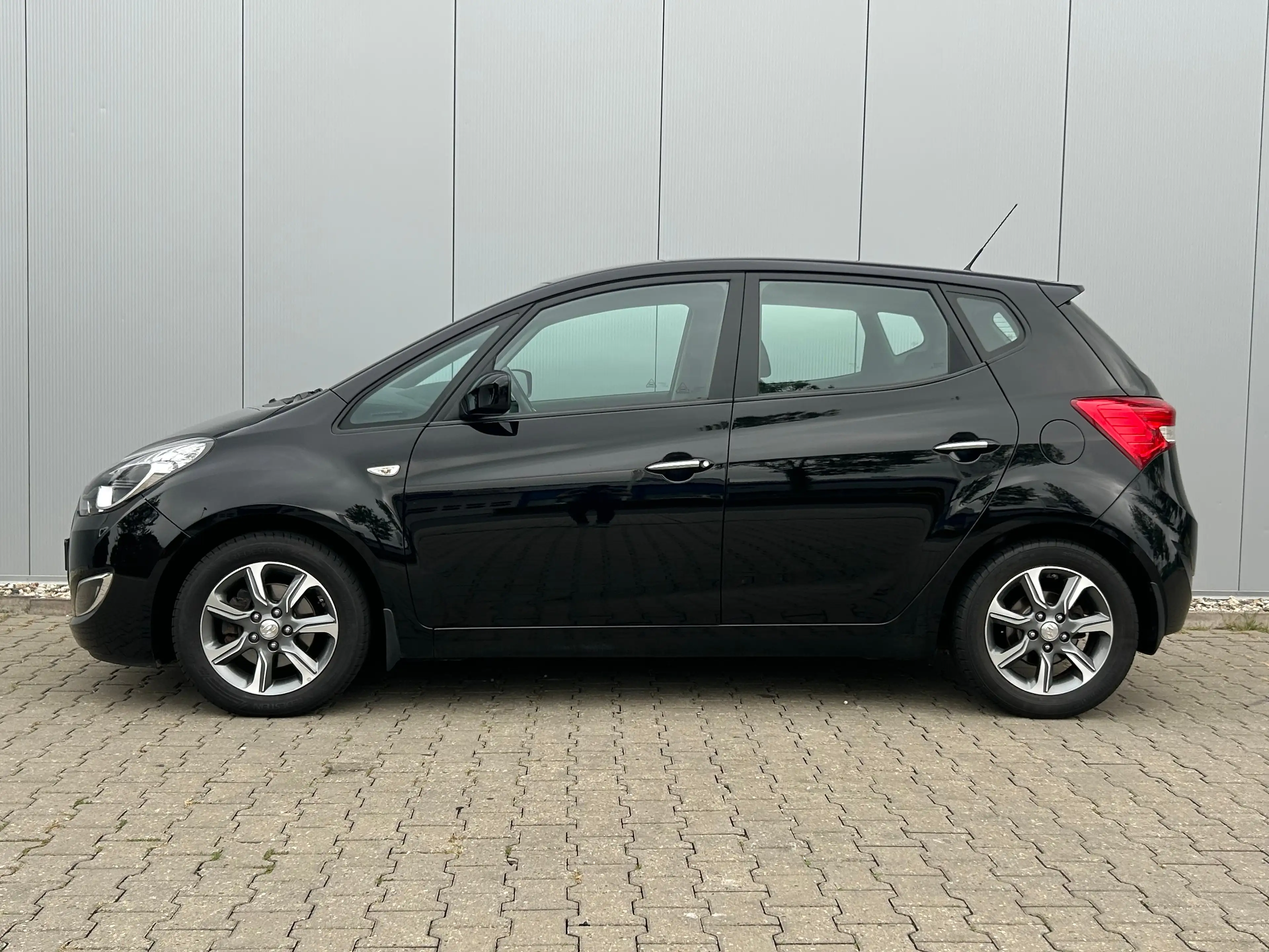 Hyundai iX20 1.6i i-Vision | Automaat | 16" Lichtmetalen velgen — photo 27
