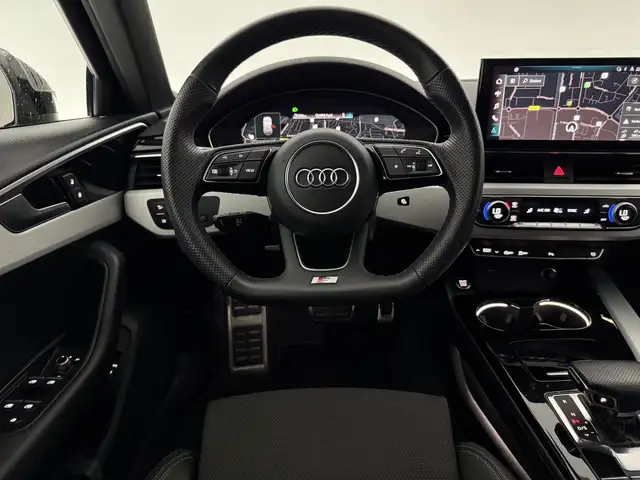 Audi A4 view 13