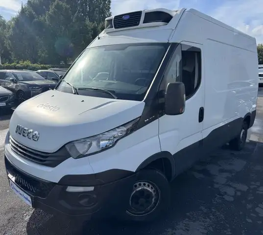 Iveco Daily 35S140 2.3HPI 136CH DOUBLE FRIGO NEG/POS €HT GAR 12M