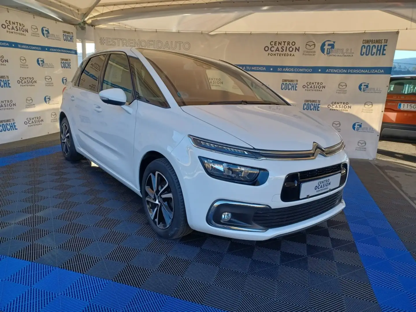 Citroen C4 Grand Spacetourer 1.2 PureTech S&S Feel 130 Blanc - 1