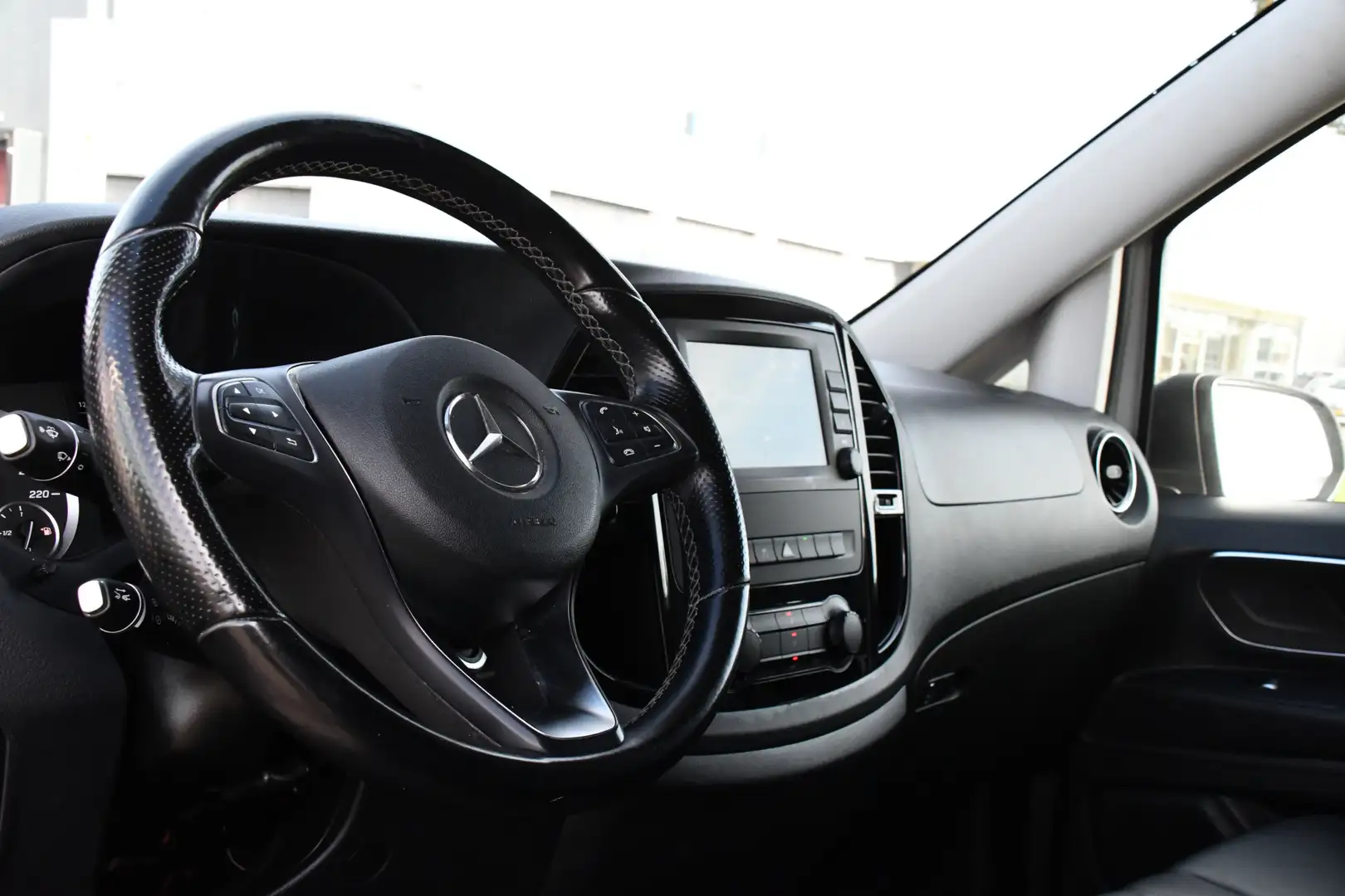 Mercedes-Benz Vito 119 CDI L2 AMG Edition Adaptieve Cruise, Camera, C Argent - 2