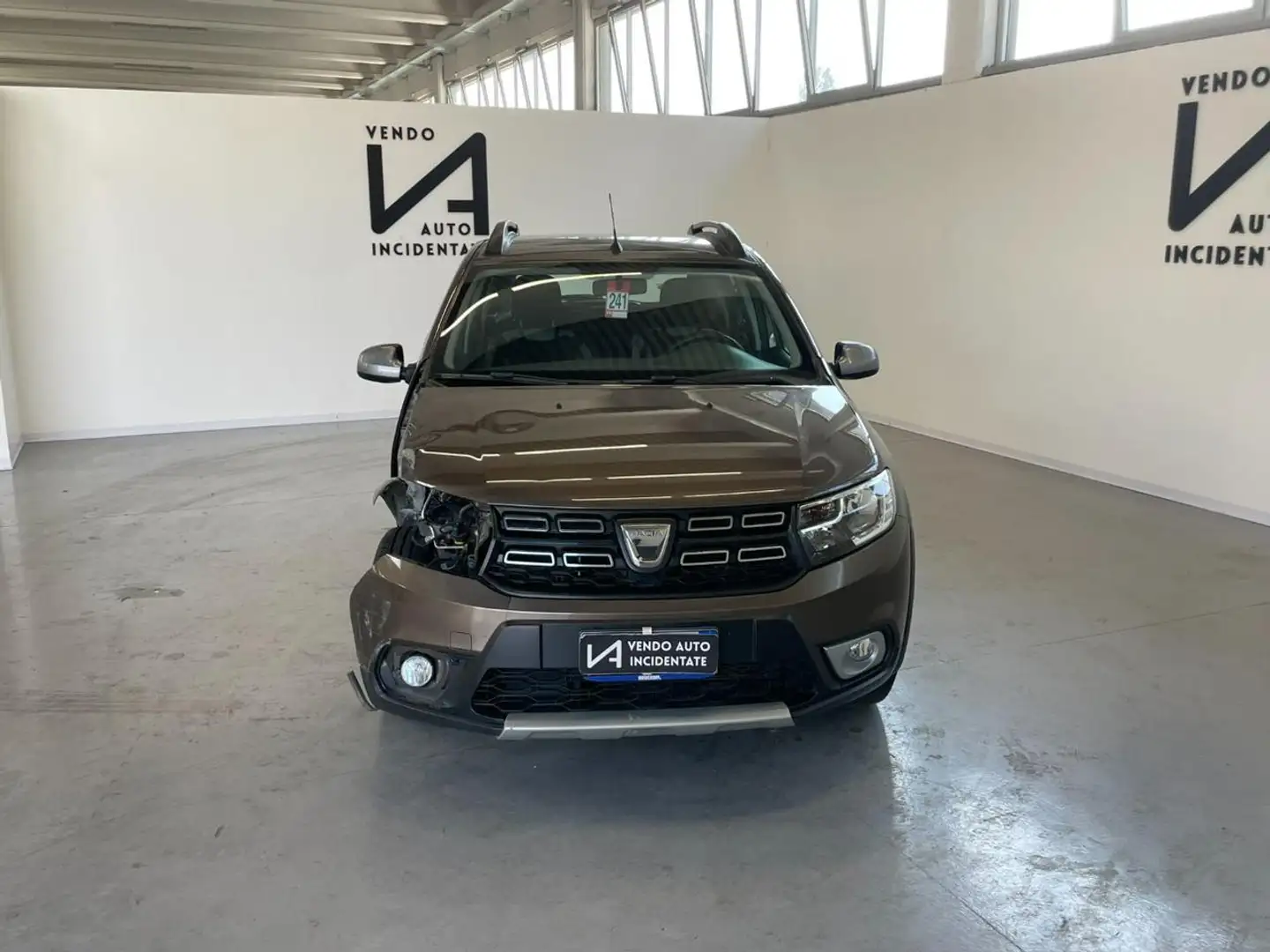 Dacia Sandero STEPWAY 1.0 TCE 101CV ECO-G COMFORT Marrone - 2