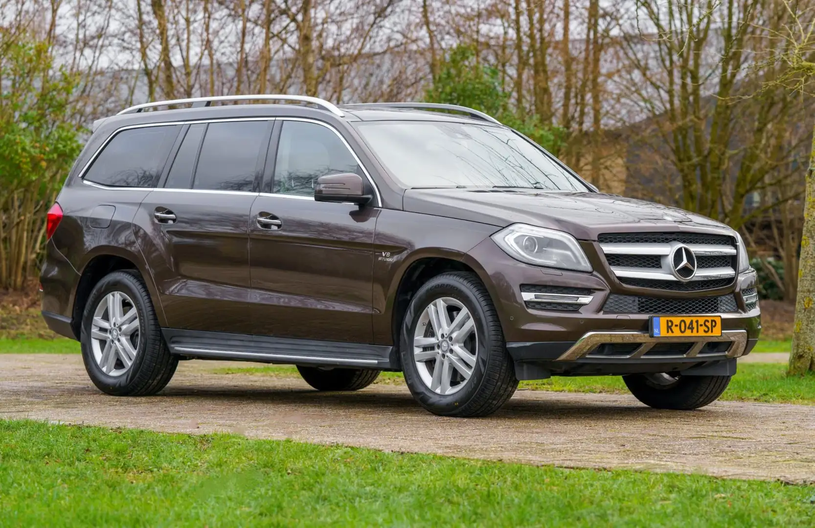 Mercedes-Benz GL 500 4-Matic 7-pers. Pano / AMG-pak. / NAP Hnědá - 2