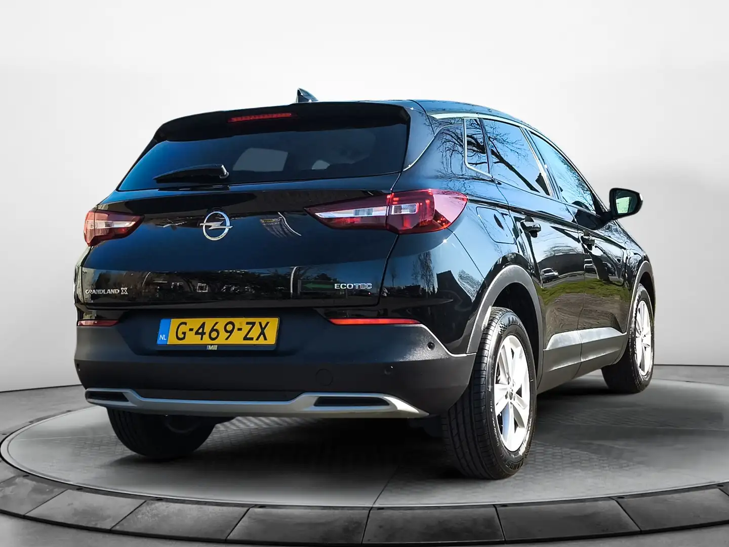Opel Grandland X 1.2 Turbo Business Executive (131 PK) 1e-Eig. Keur Zwart - 2