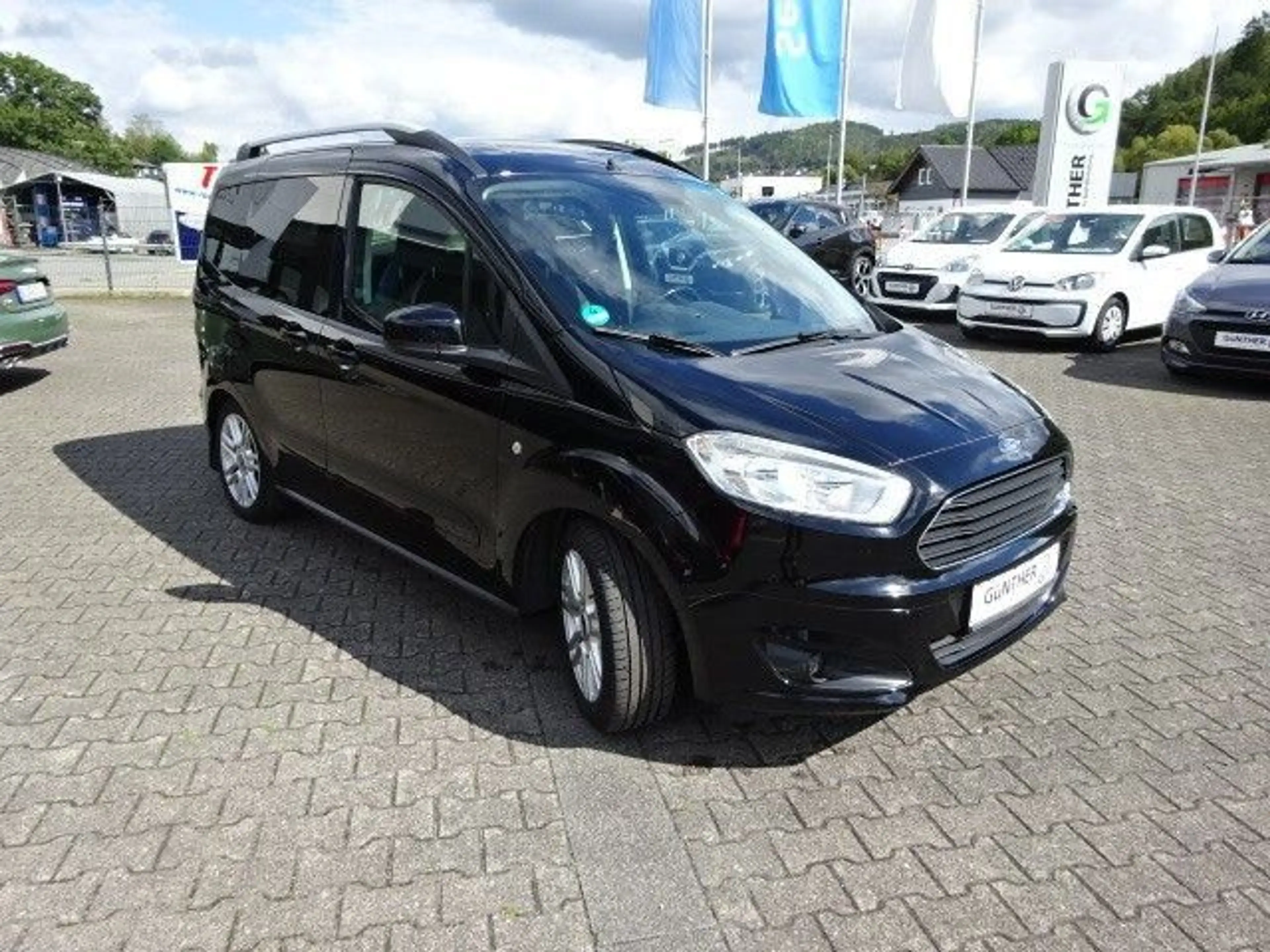 Ford Tourneo Courier Titanium 1.0 EcoBoost*Klima*SHZ* — photo 6