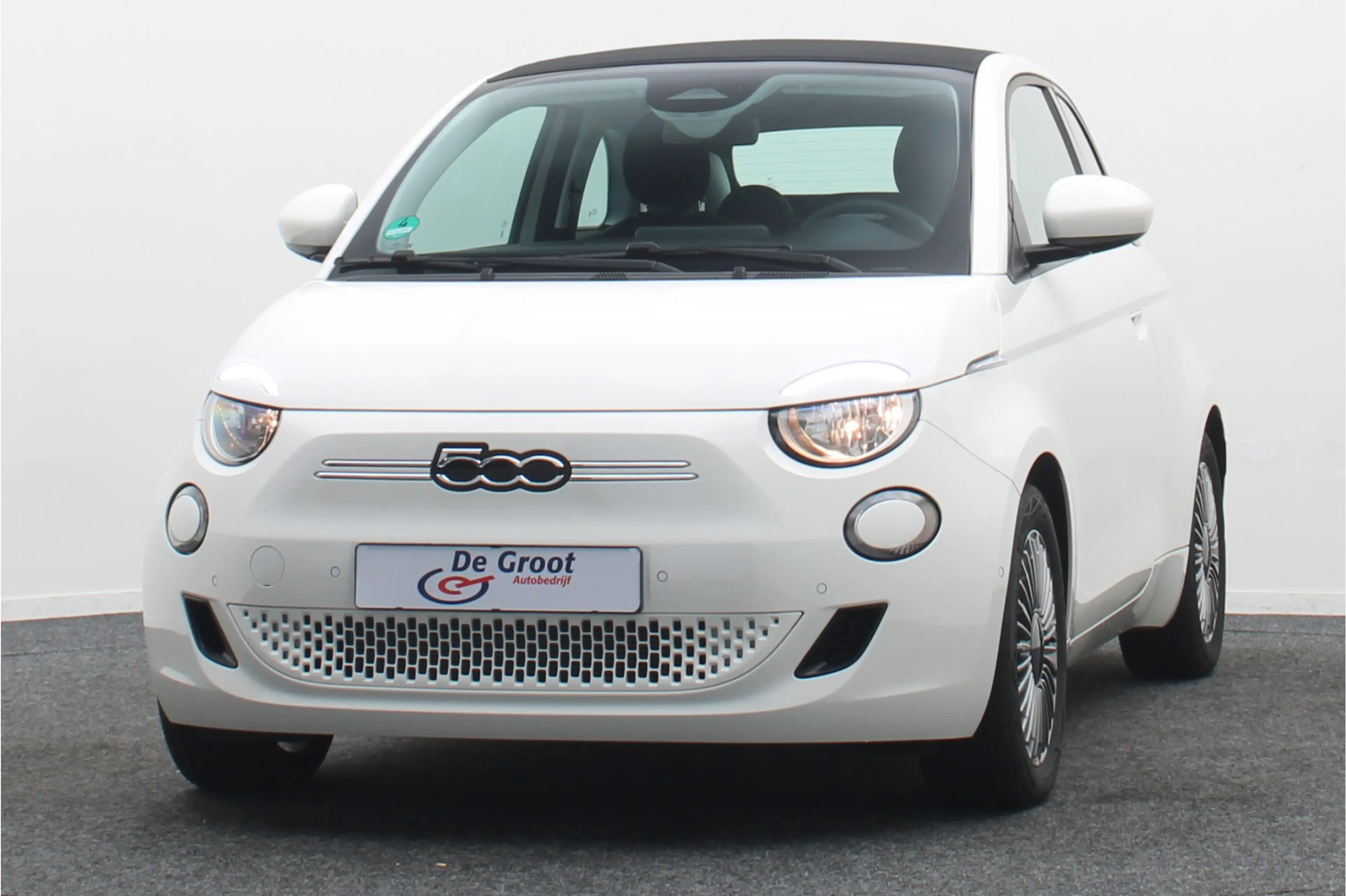 Fiat 500C Icon 42 kWh Cabrio Virtual Cockpit, Climate, Cruis — photo 20
