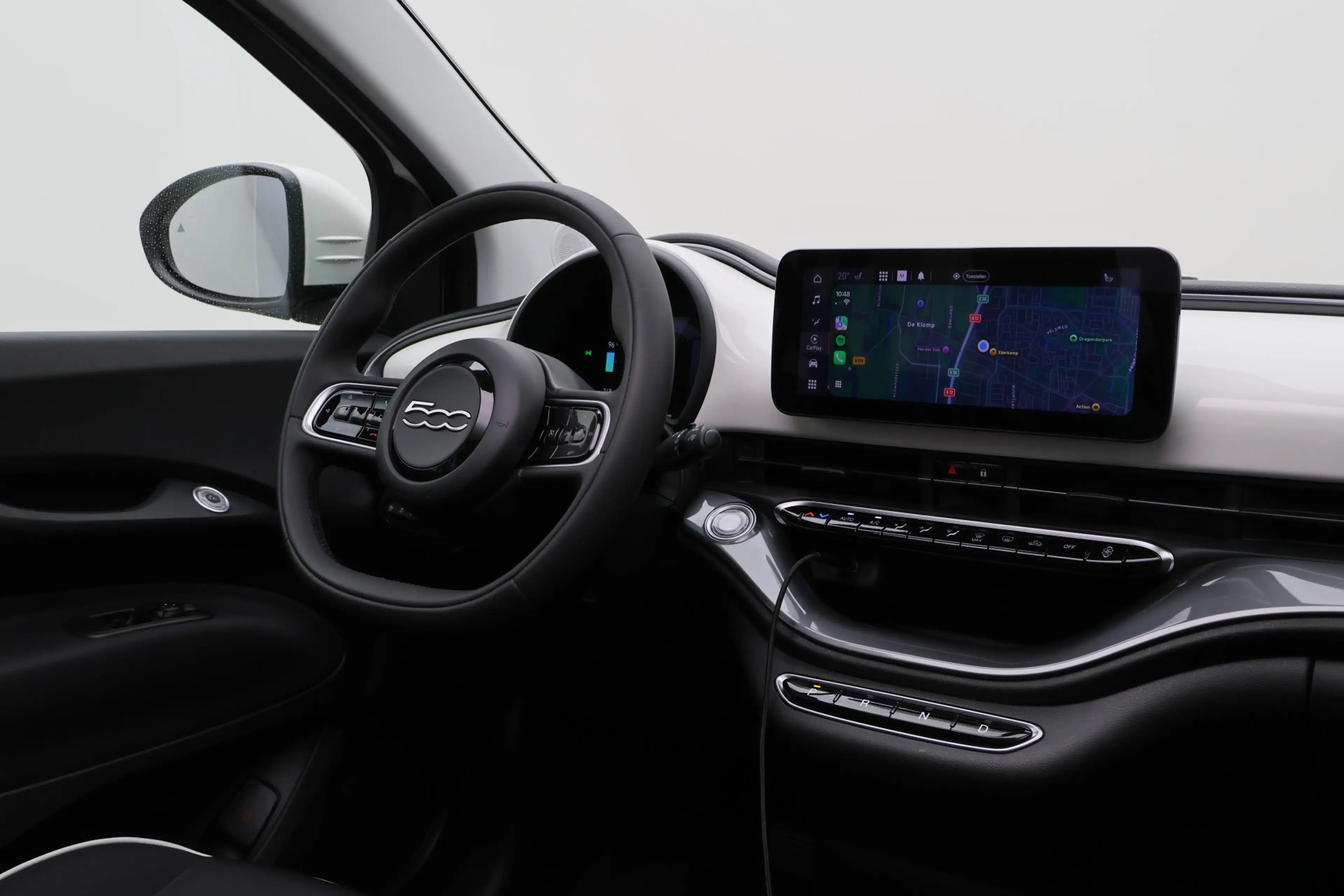 Fiat 500C Icon 42 kWh Cabrio Virtual Cockpit, Climate, Cruis — photo 25