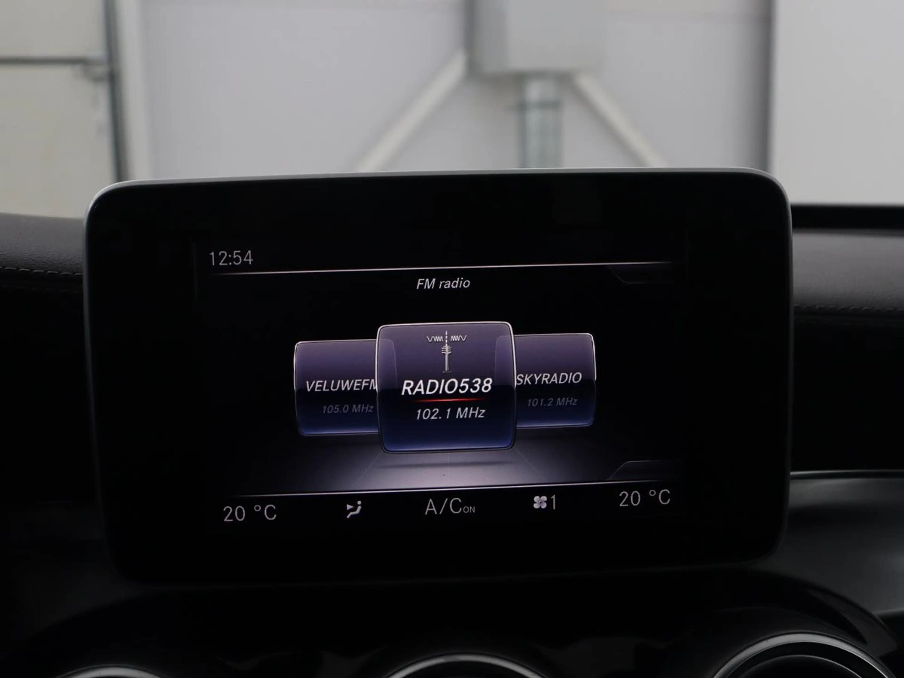 Mercedes-Benz C 250 Prestige — photo 15