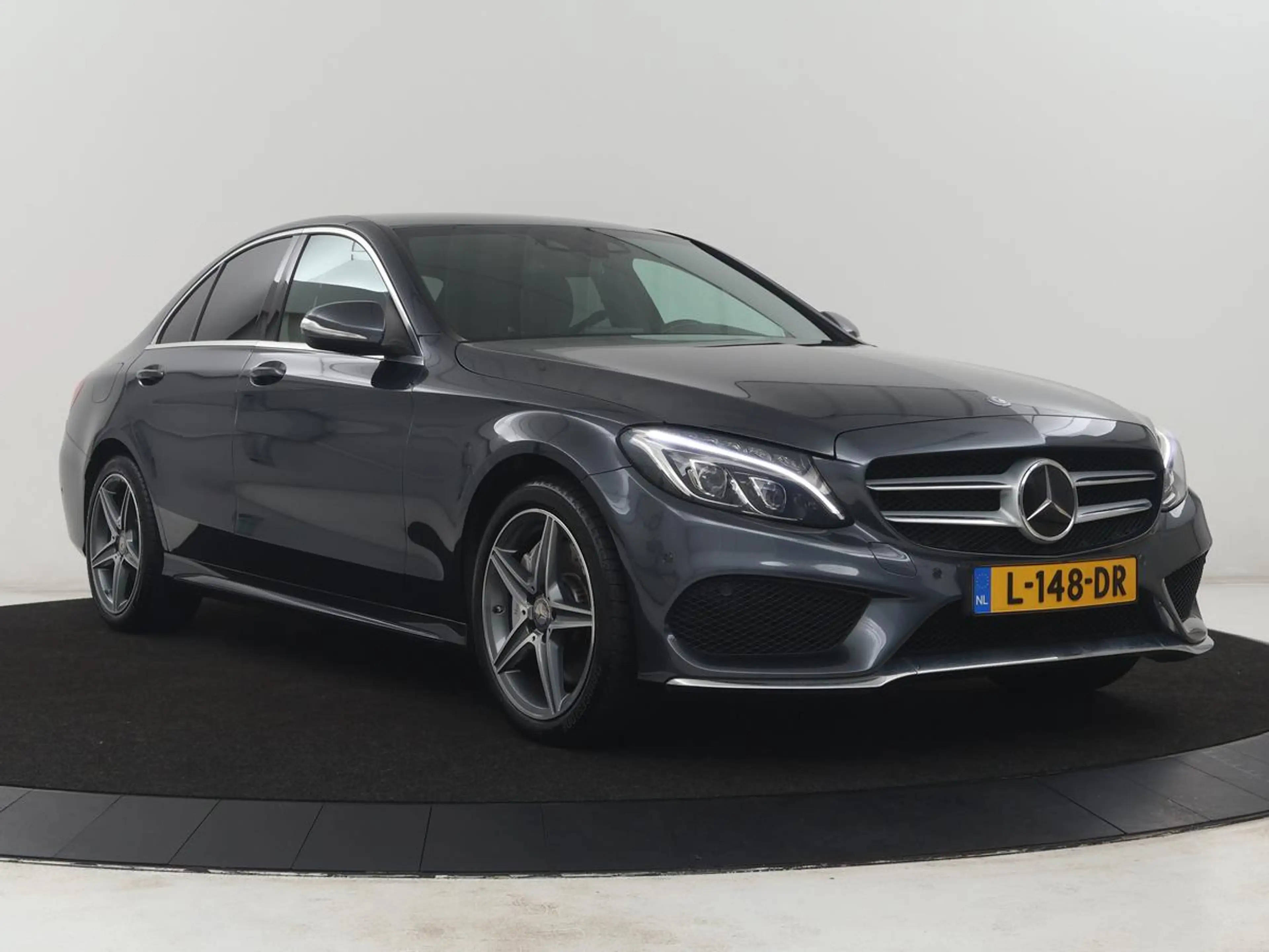 Mercedes-Benz C 250 Prestige — photo 28