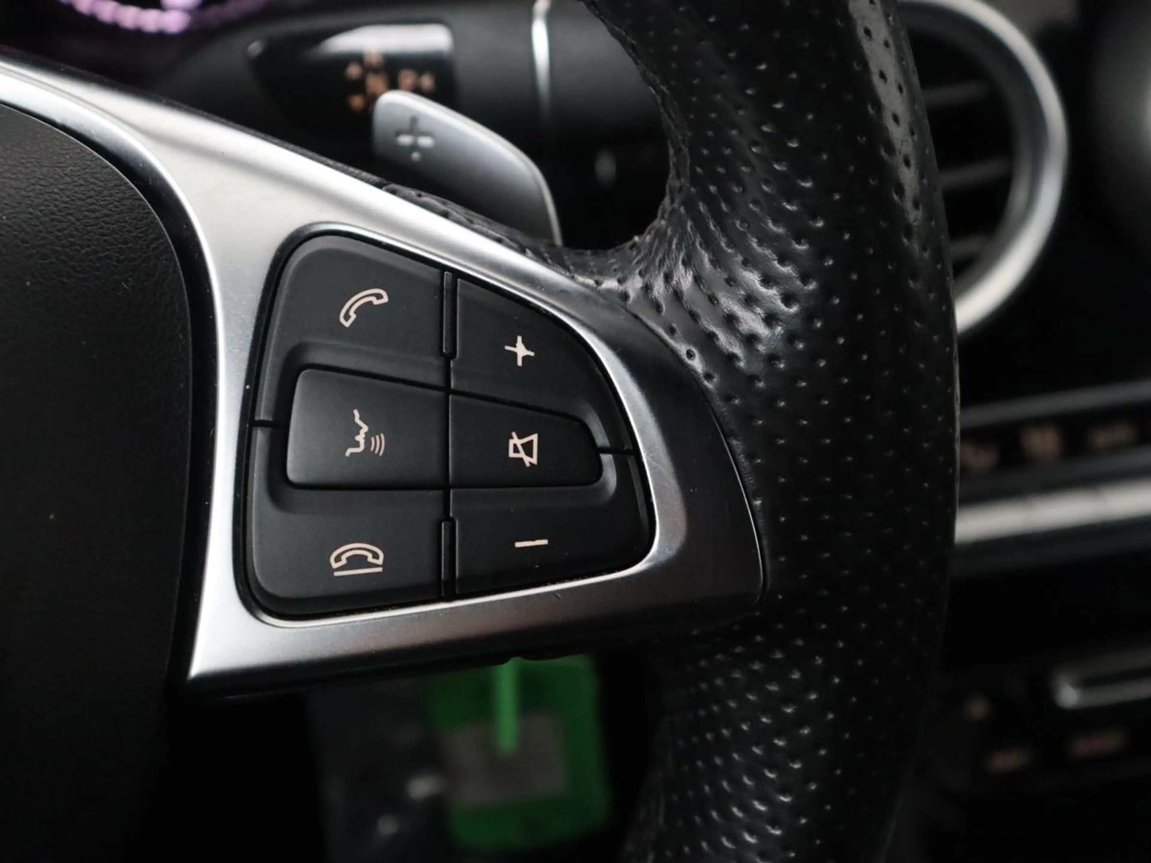 Mercedes-Benz C 250 Prestige — photo 12