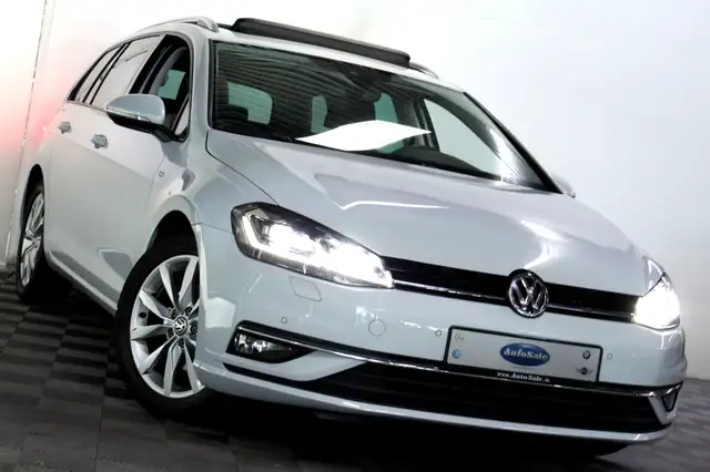 Volkswagen Golf view 10